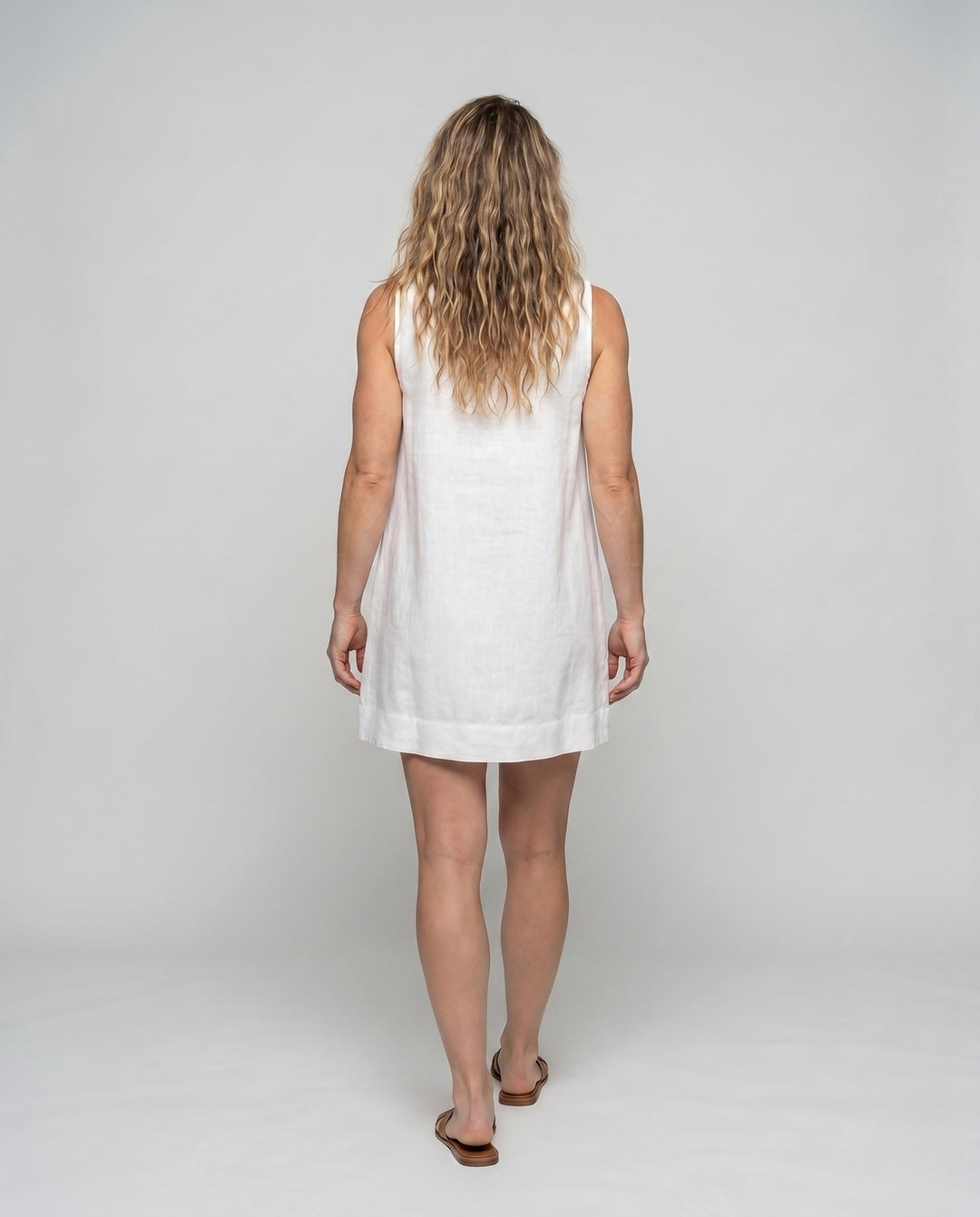 Product 15654736331082 - back_view