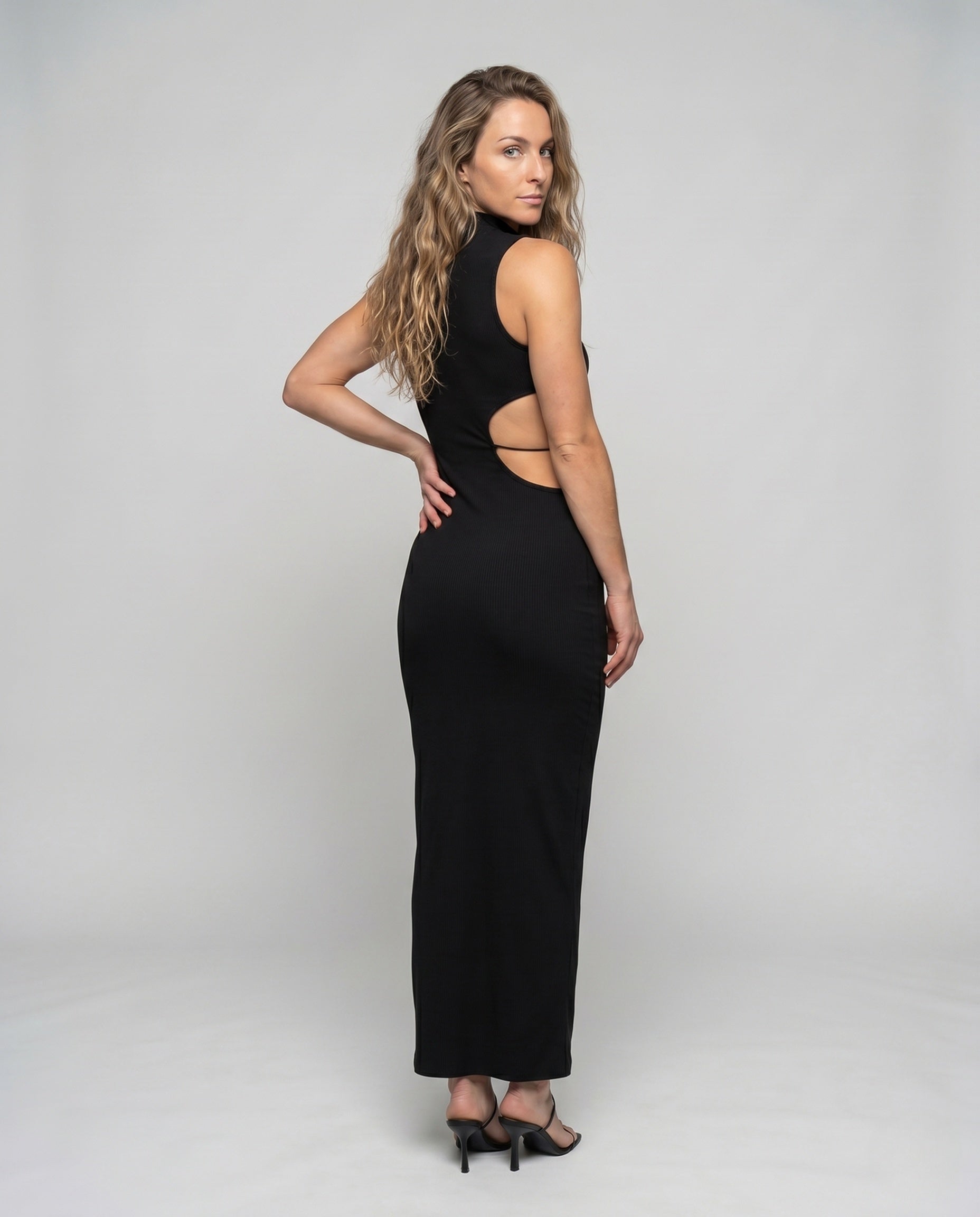 Product 15654736625994 - back_view