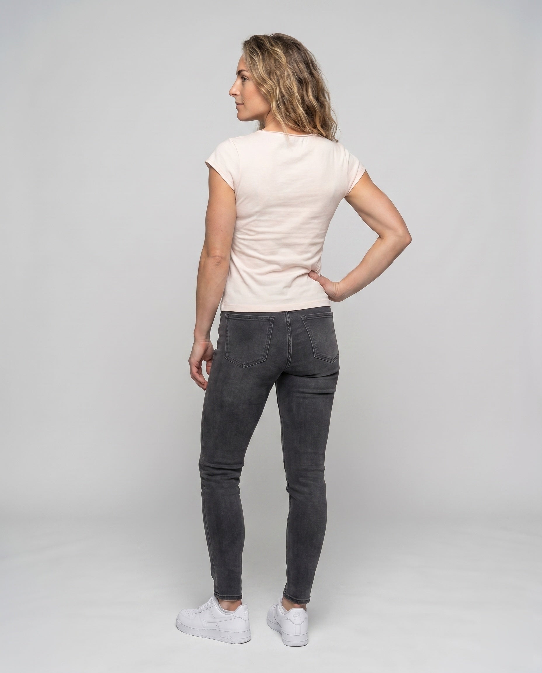 Product 15659616829770 - back_view