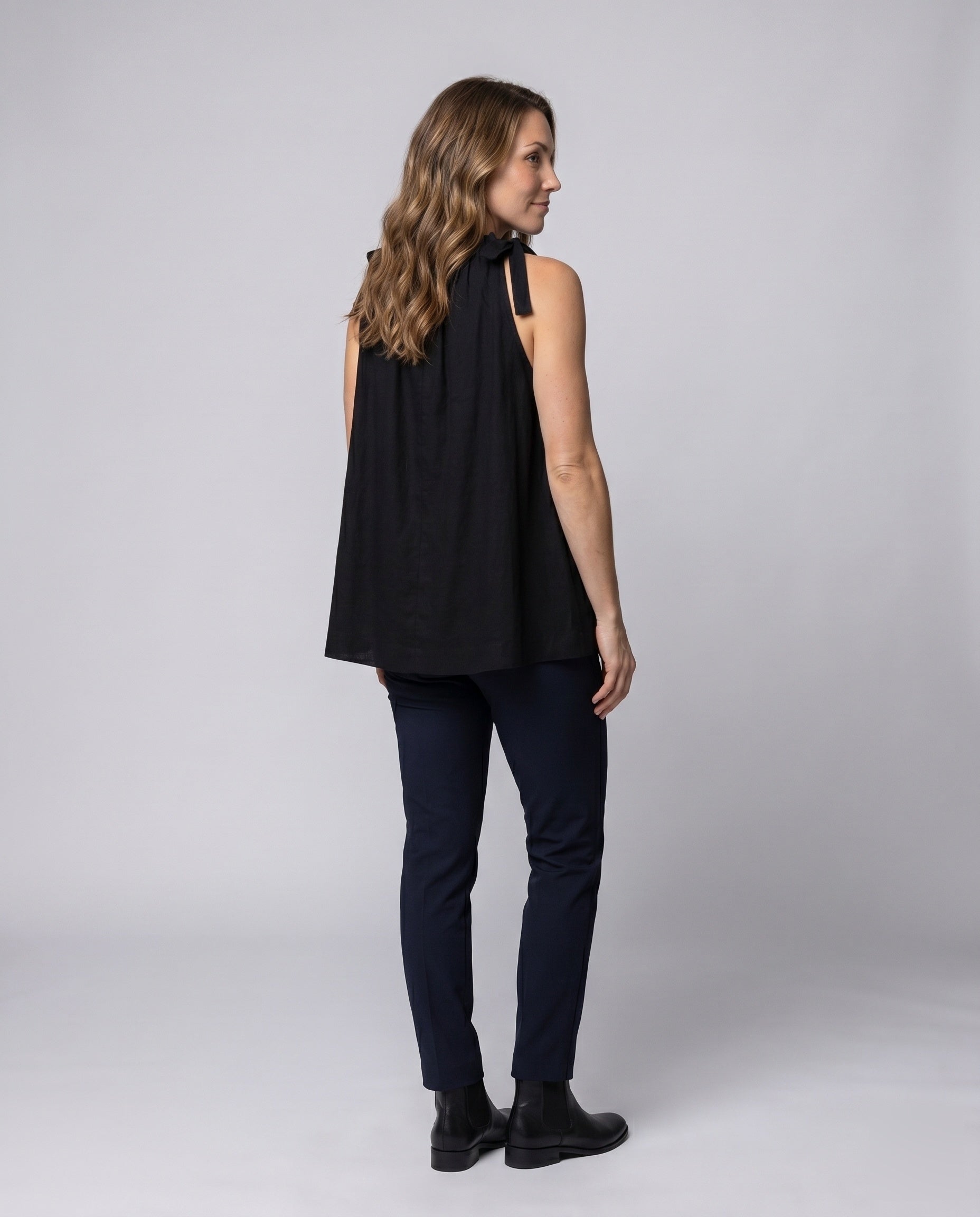Product 15659617517898 - back_view