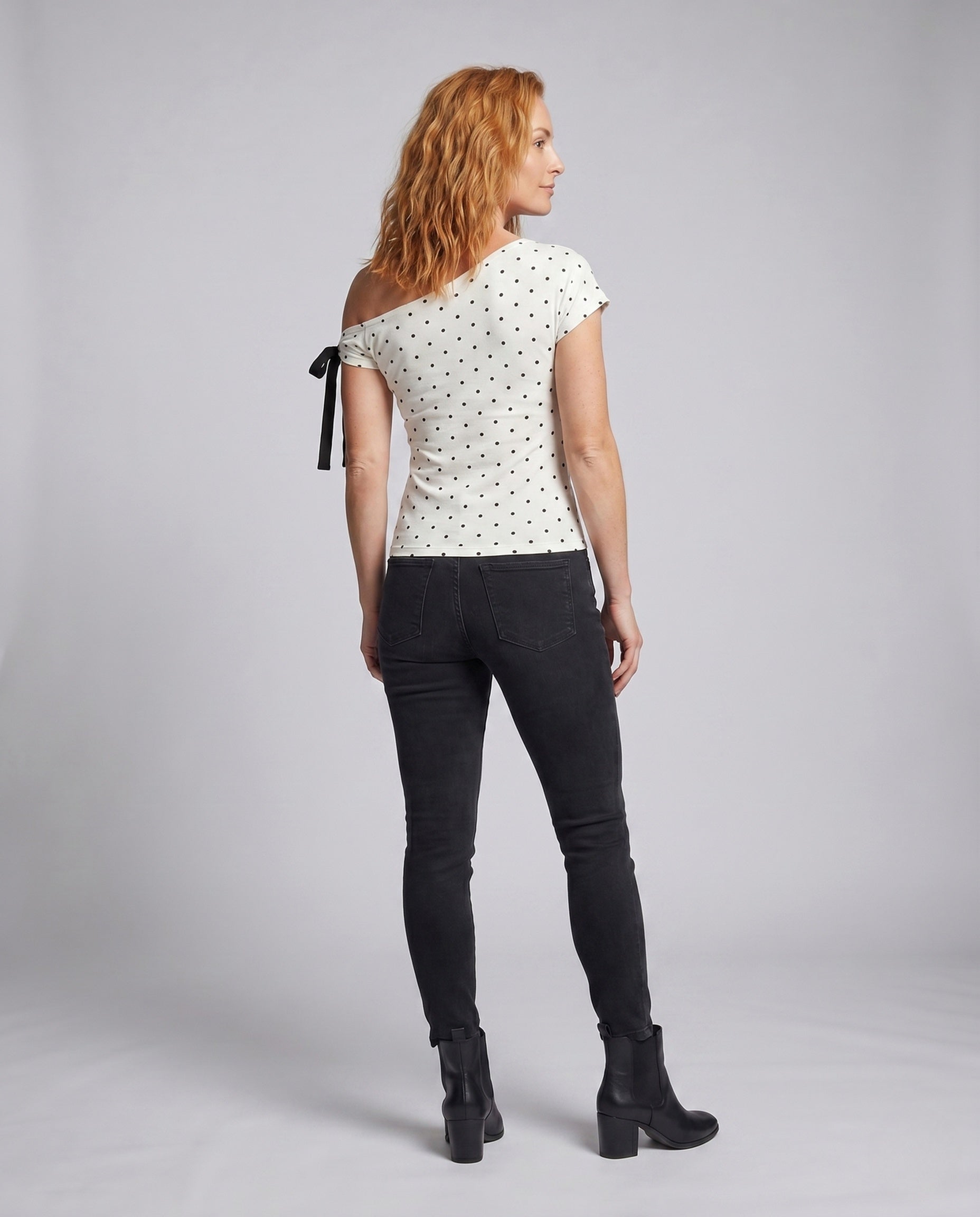 Product 15659618795850 - back_view
