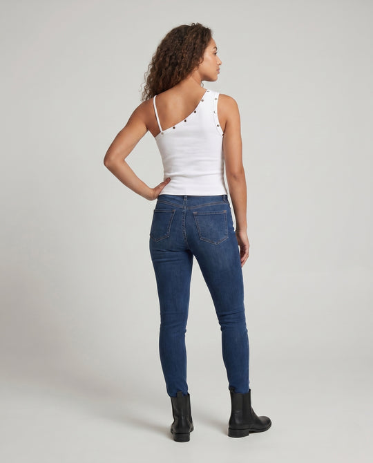 Product 15659619057994 - back_view