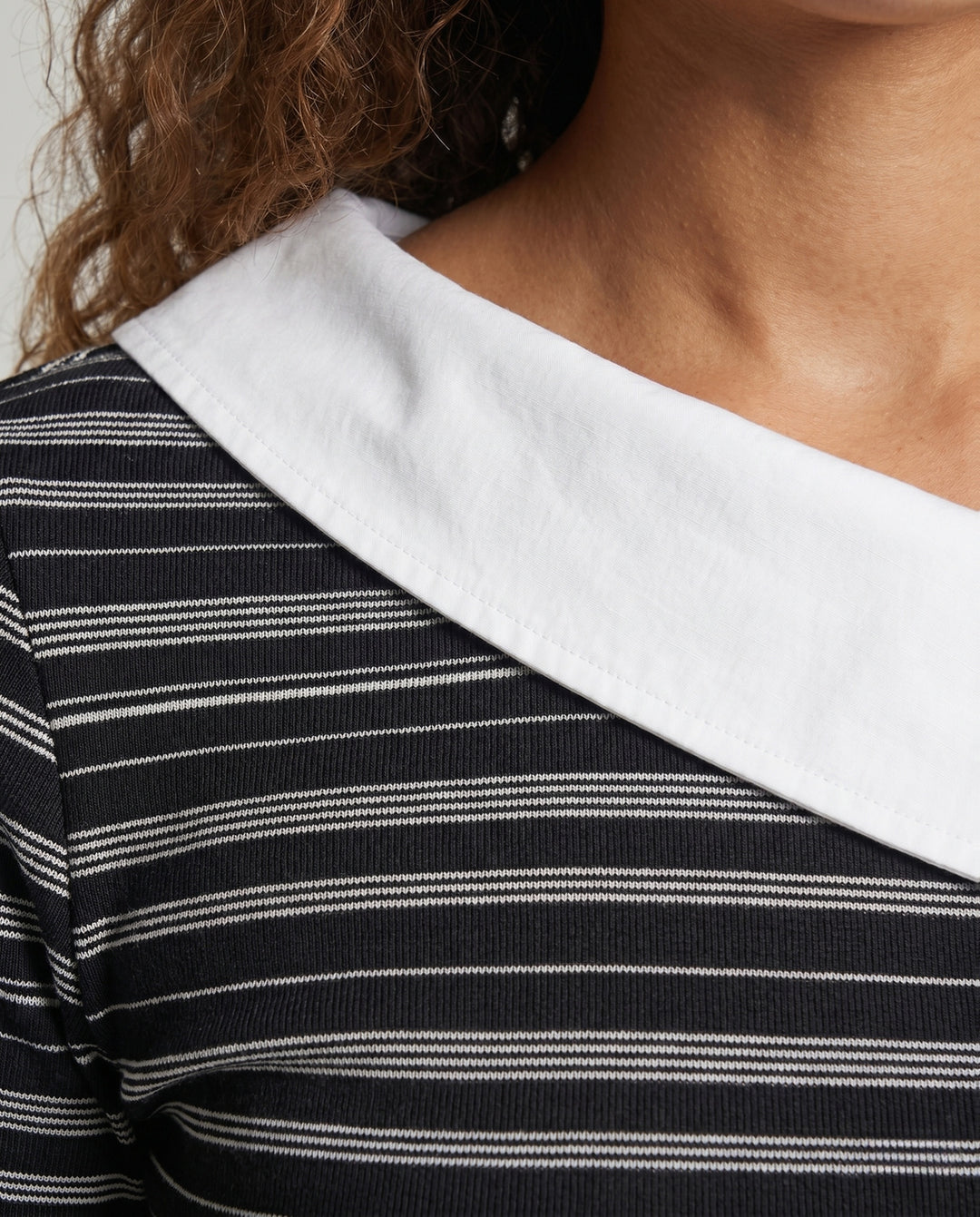 Product 15659619451210 - close_up_detail