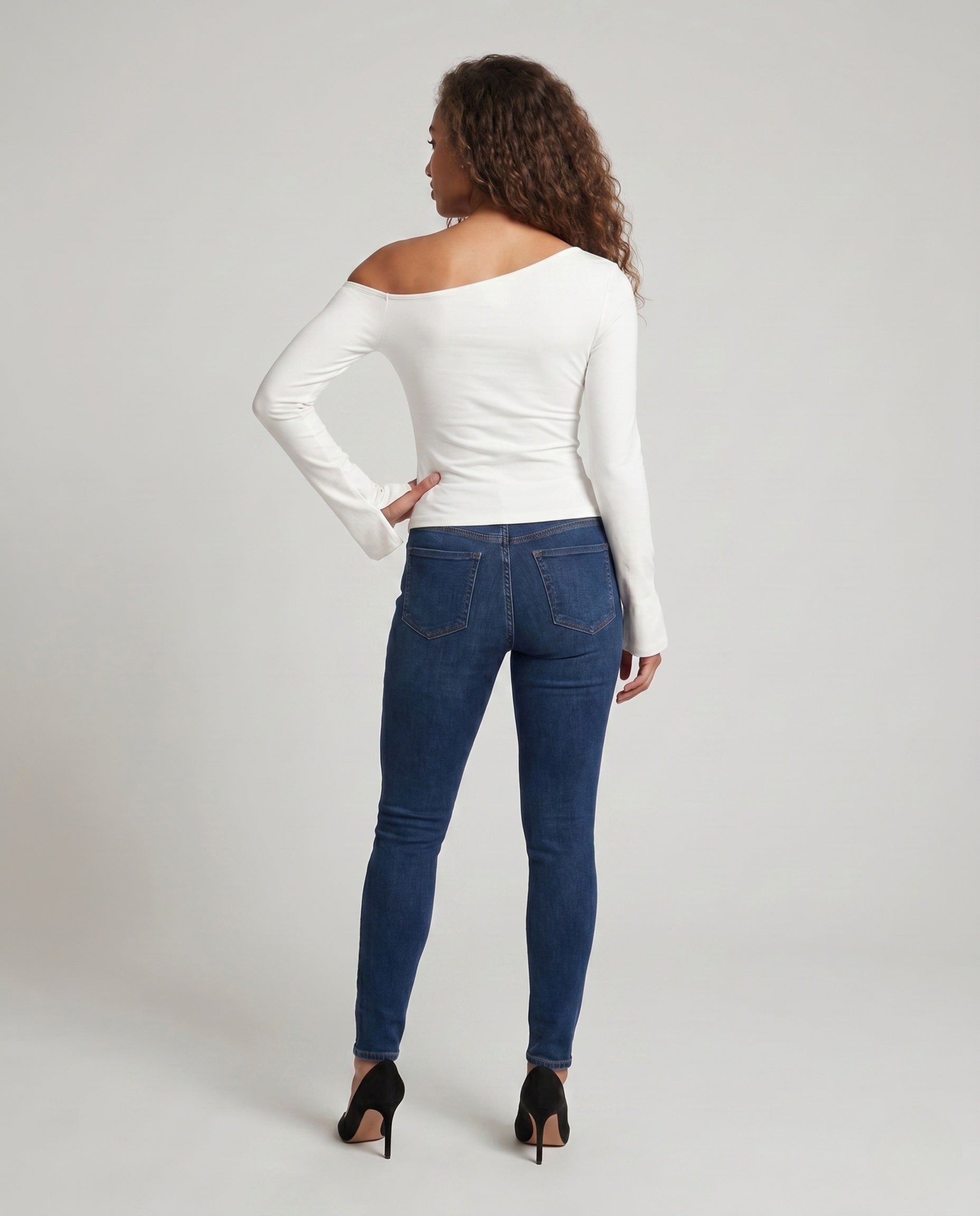 Product 15659619844426 - back_view