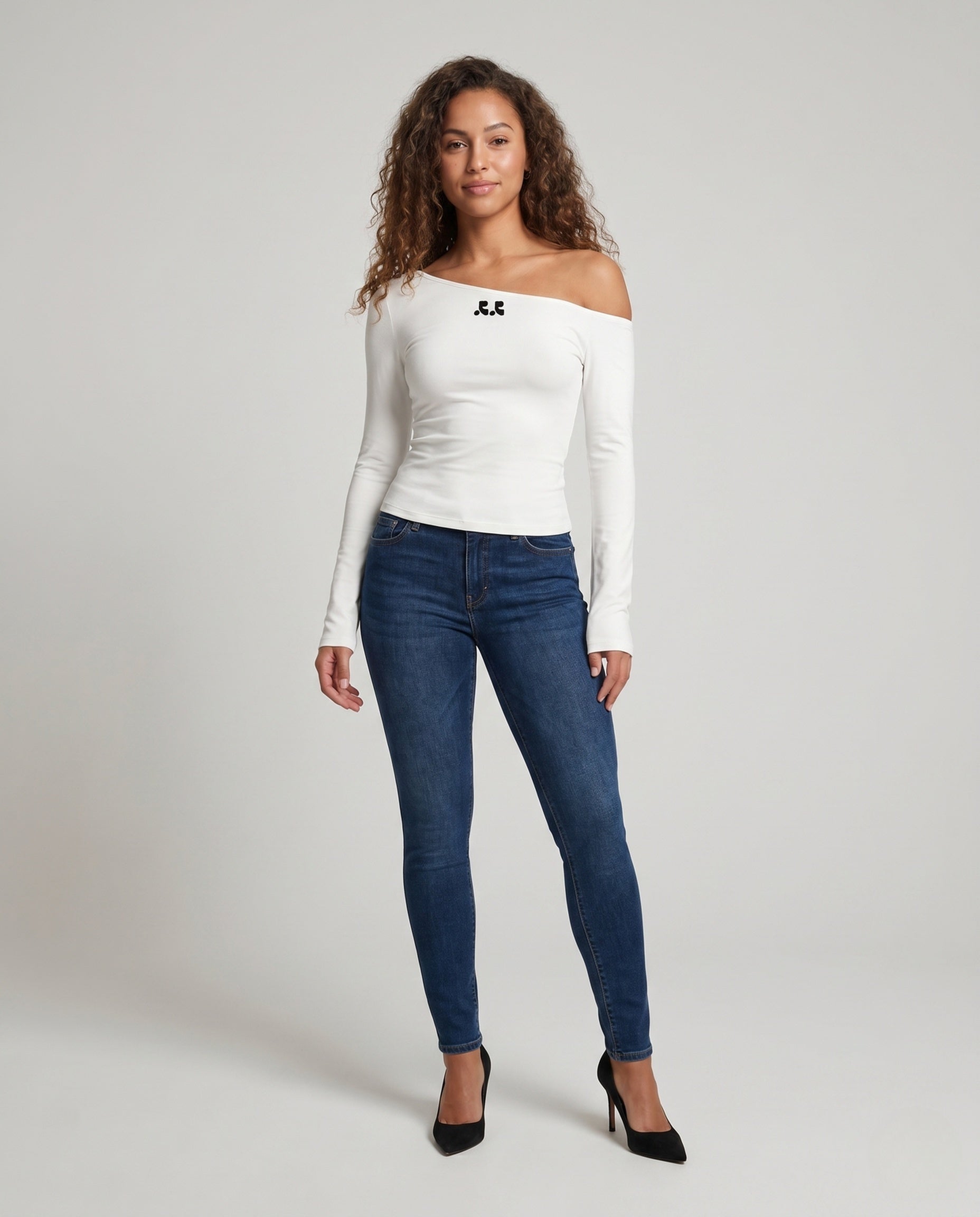 Product 15659619844426 - full_body_front