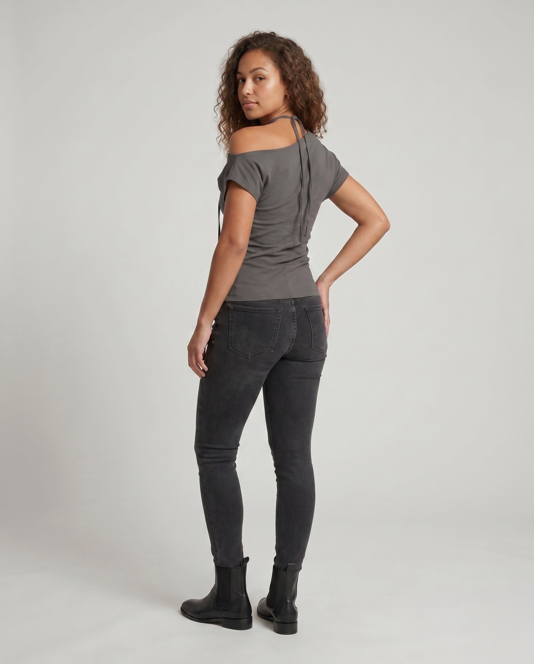 Product 15659619909962 - back_view