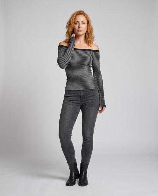 Product 15659620335946 - full_body_front