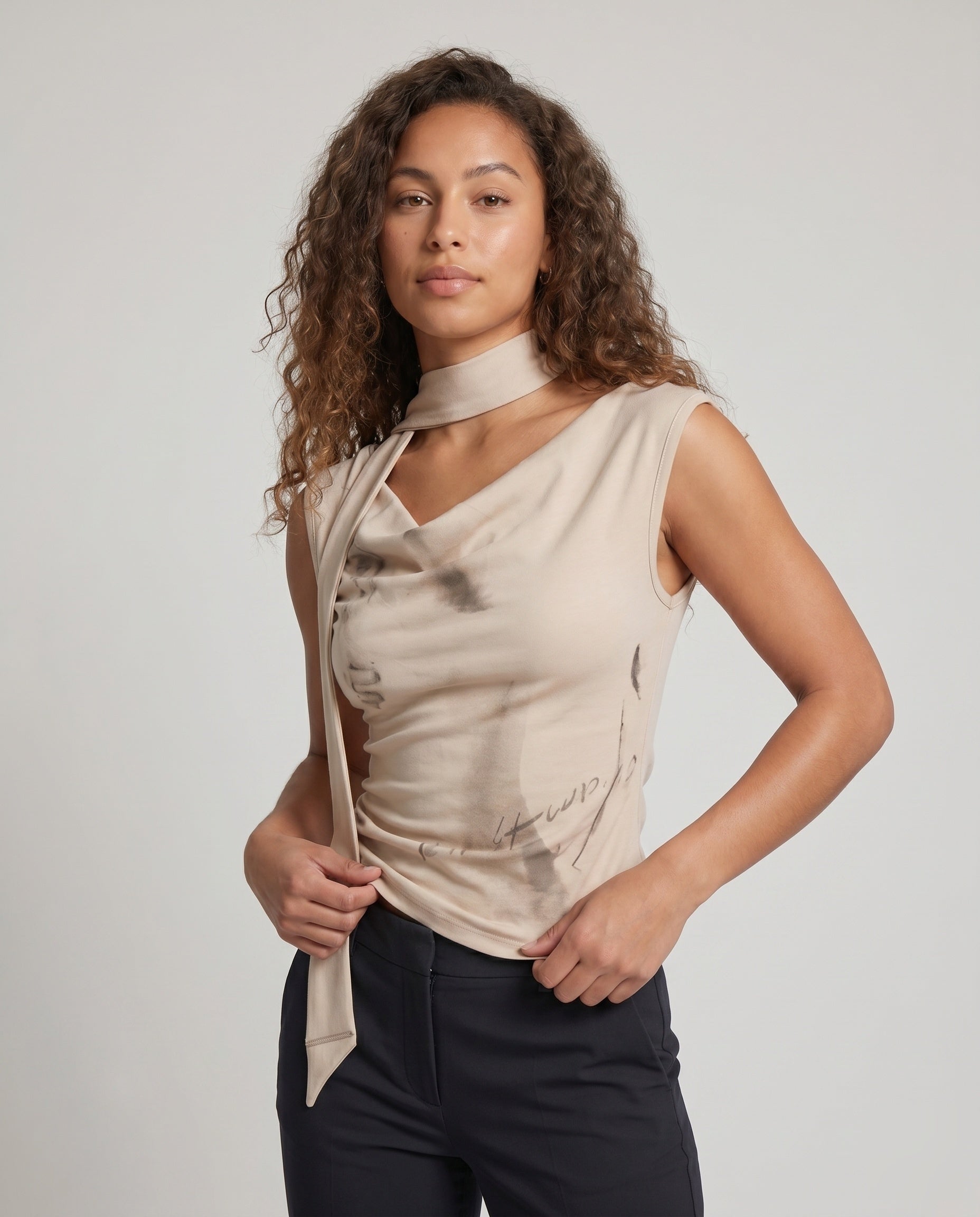 Product 15659621974346 - upper_body
