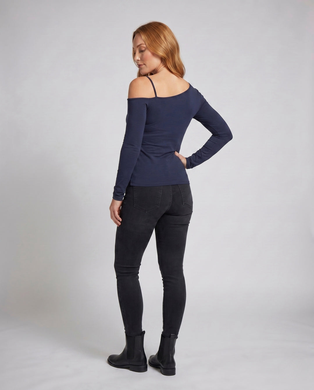 Product 15659623022922 - back_view