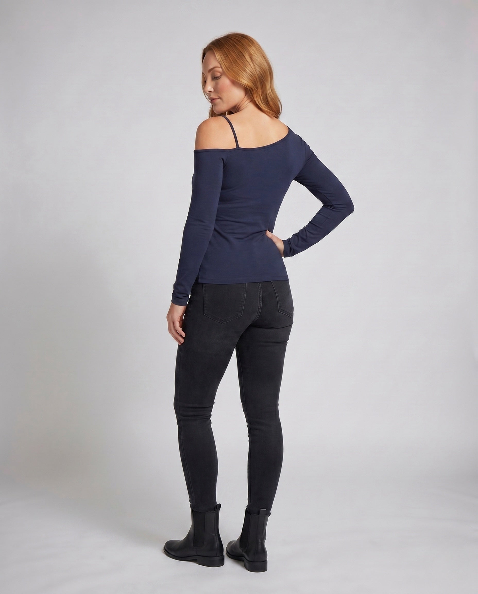 Product 15659623022922 - back_view