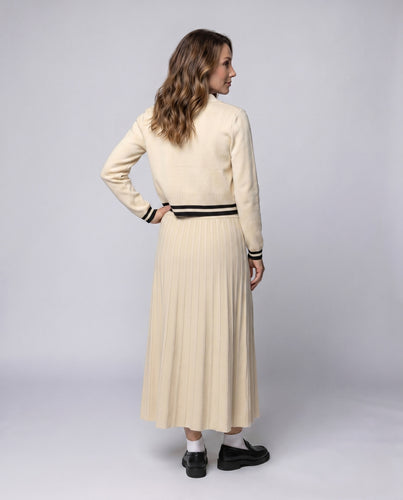 Damen nan elegantes Strick-Duo mit Polokragen-Cardigan, tailliertem Rippbund und Plissee-Midirock R&B