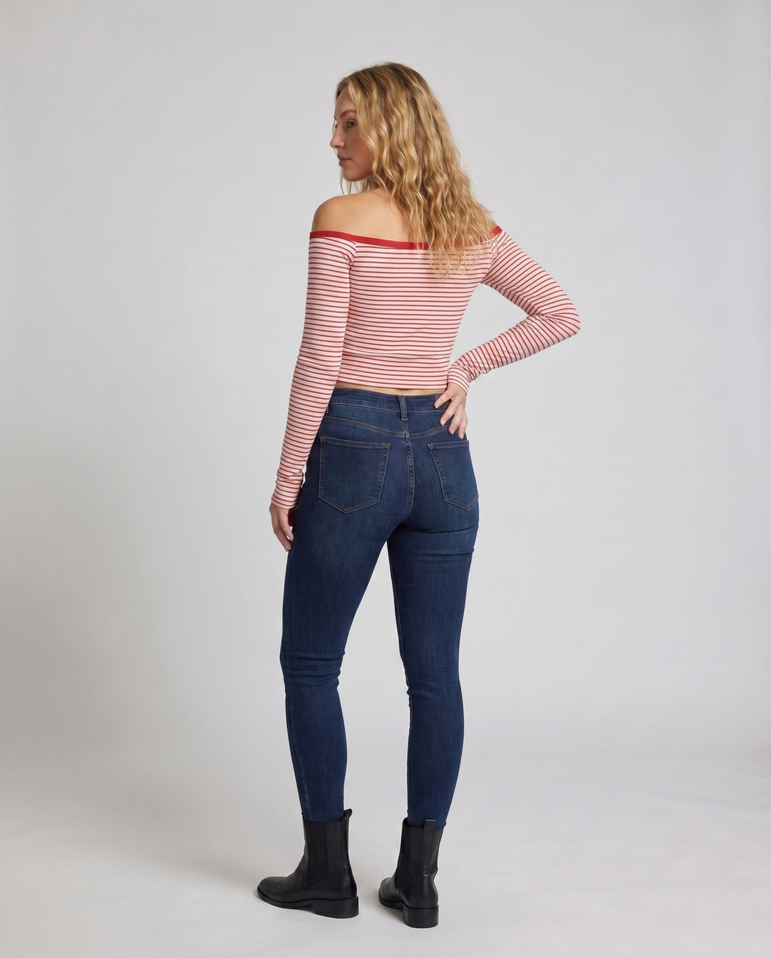 Product 15659624694090 - back_view
