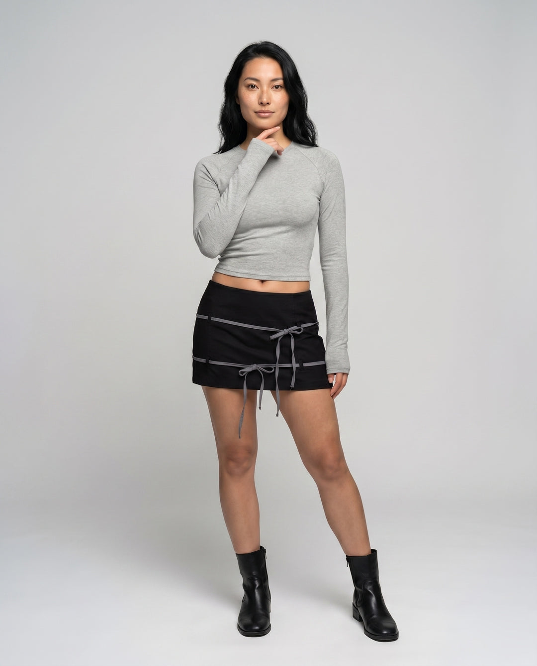Damen nan enganliegendes kurzgeschnittenes Langarmshirt mit Raglannähten und Daumenlöchern R&B