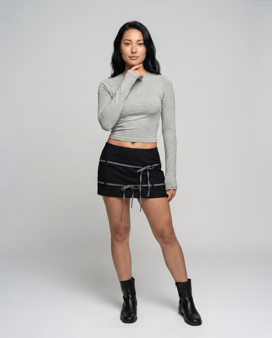 Damen nan enganliegendes kurzgeschnittenes Langarmshirt mit Raglannähten und Daumenlöchern R&B