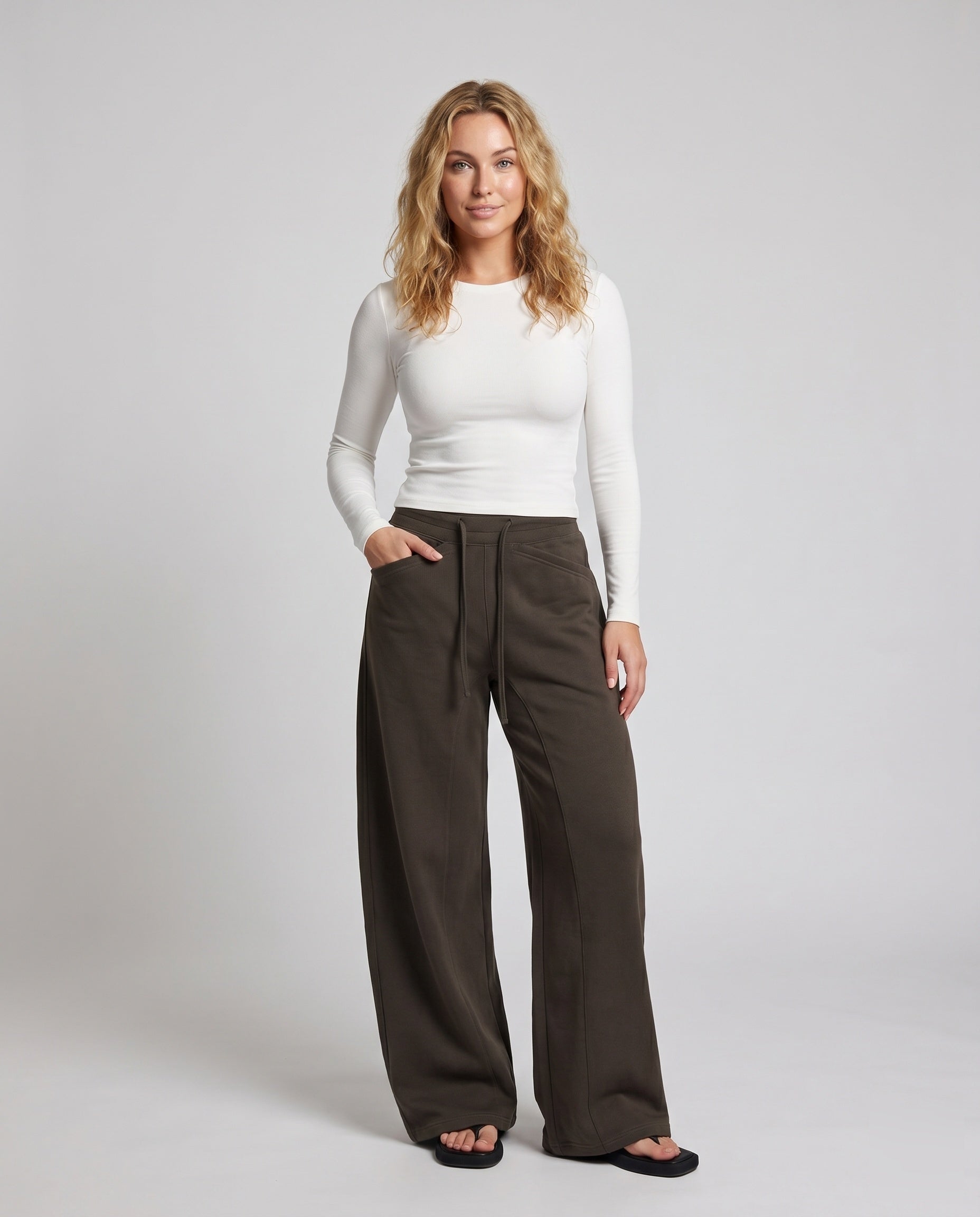 Product 15659625185610 - full_body_front