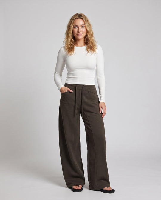 Product 15659625185610 - full_body_front