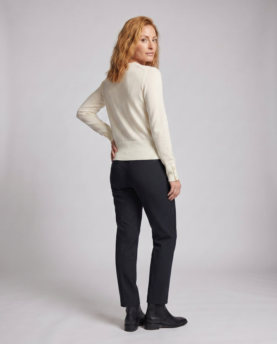 Product 15659625677130 - back_view