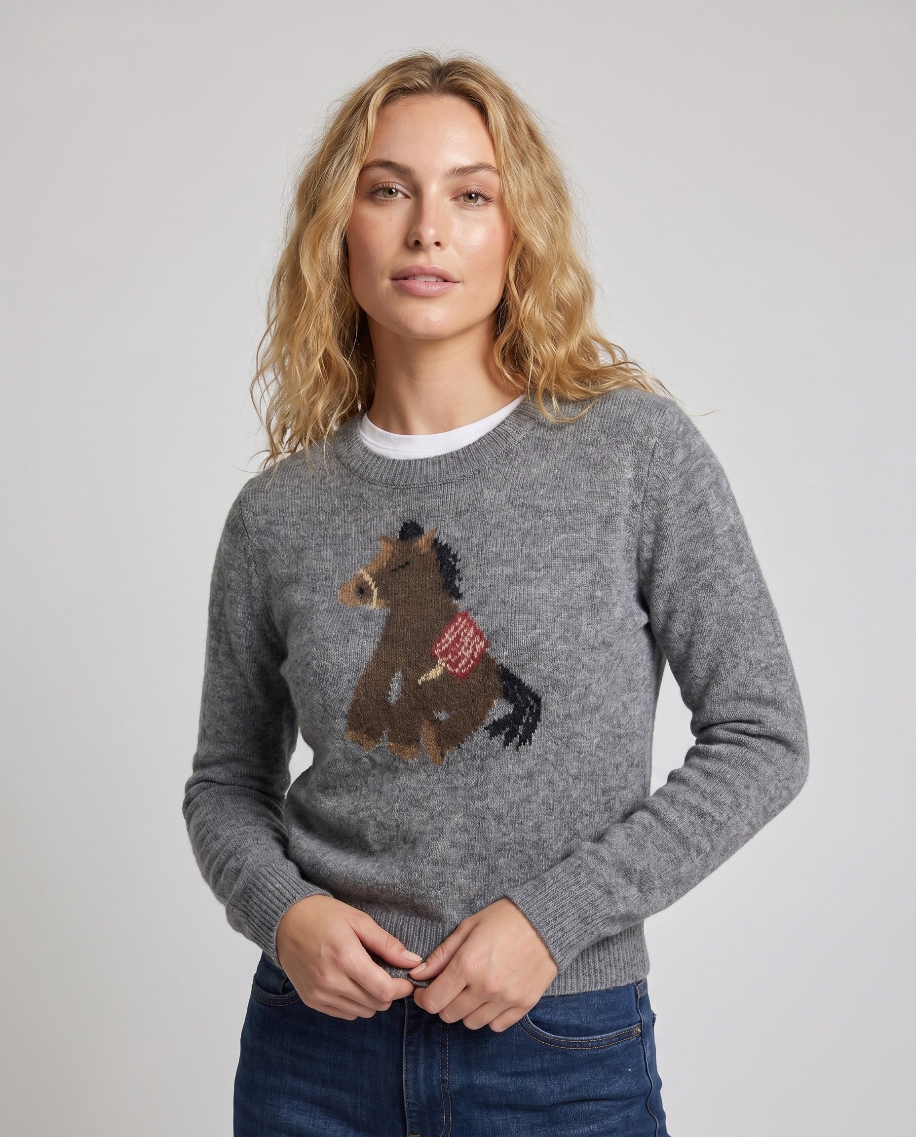 Damen nan Feinstrickpullover mit Pferdeintarsie, Rundhalsausschnitt und geripptem Saum R&B