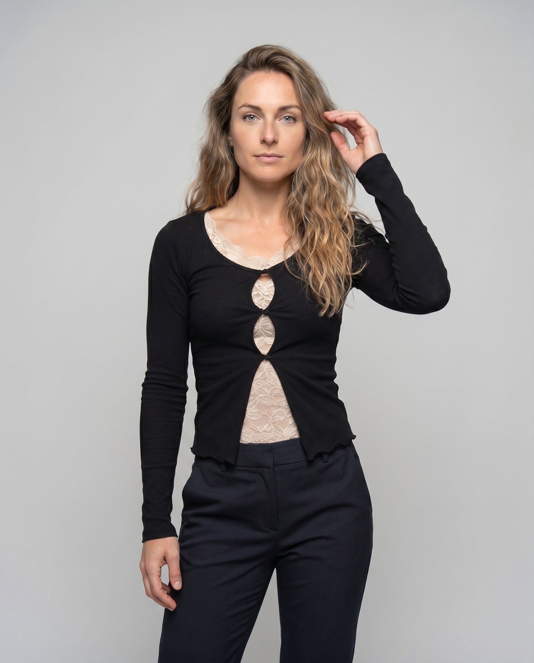 Product 15659628003658 - upper_body
