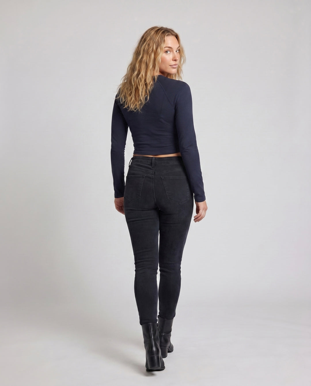Product 15659628986698 - back_view