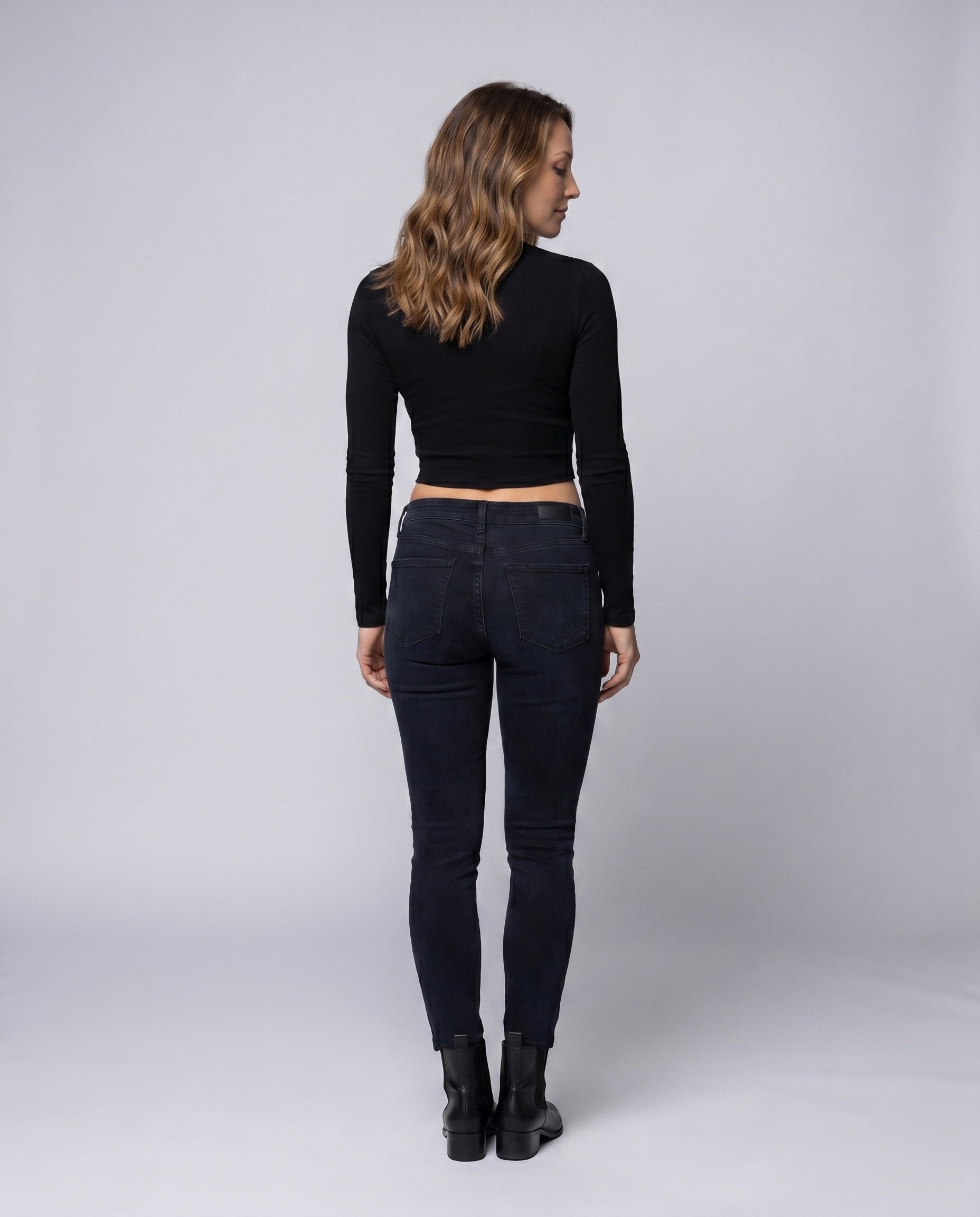 Product 15659629052234 - back_view