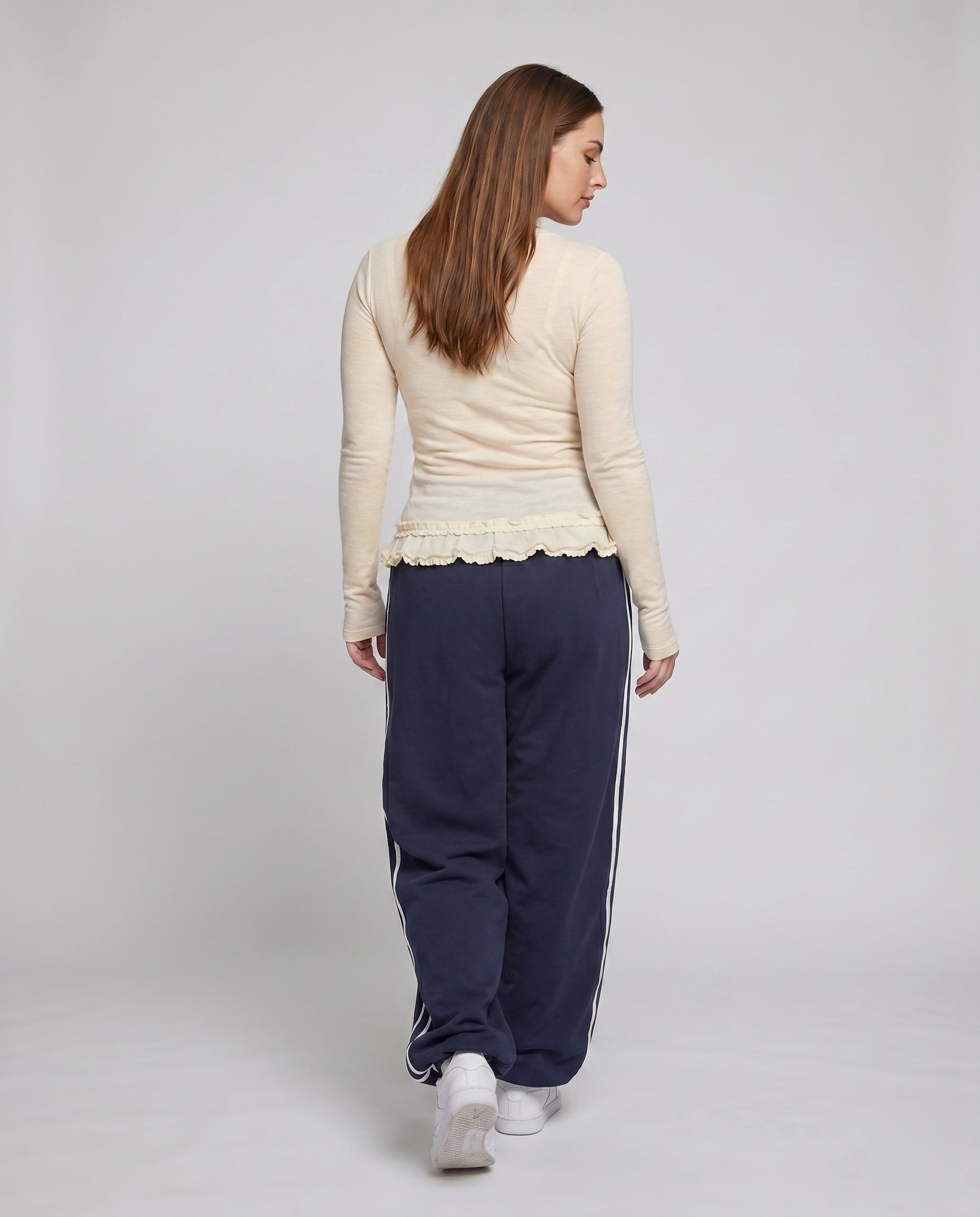 Product 15659629314378 - back_view
