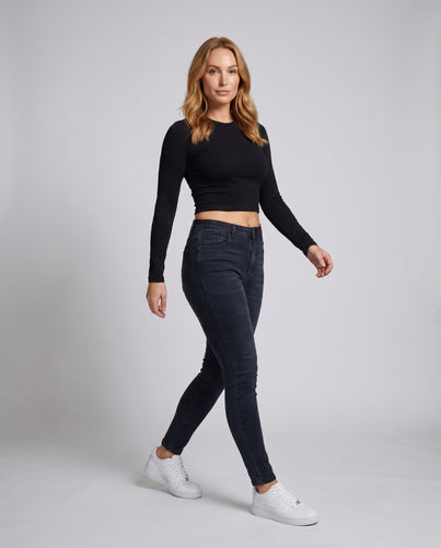 Damen nan figurbetontes Langarm-Cropshirt aus elastischem Stretchjersey mit Raglanärmeln und schmaler Silhouette R&B