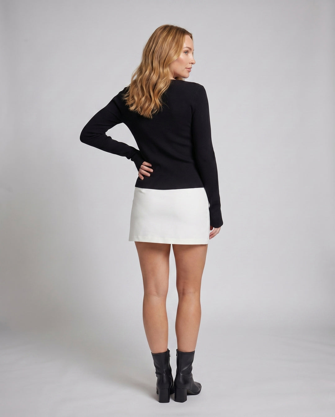 Product 15659631411530 - back_view