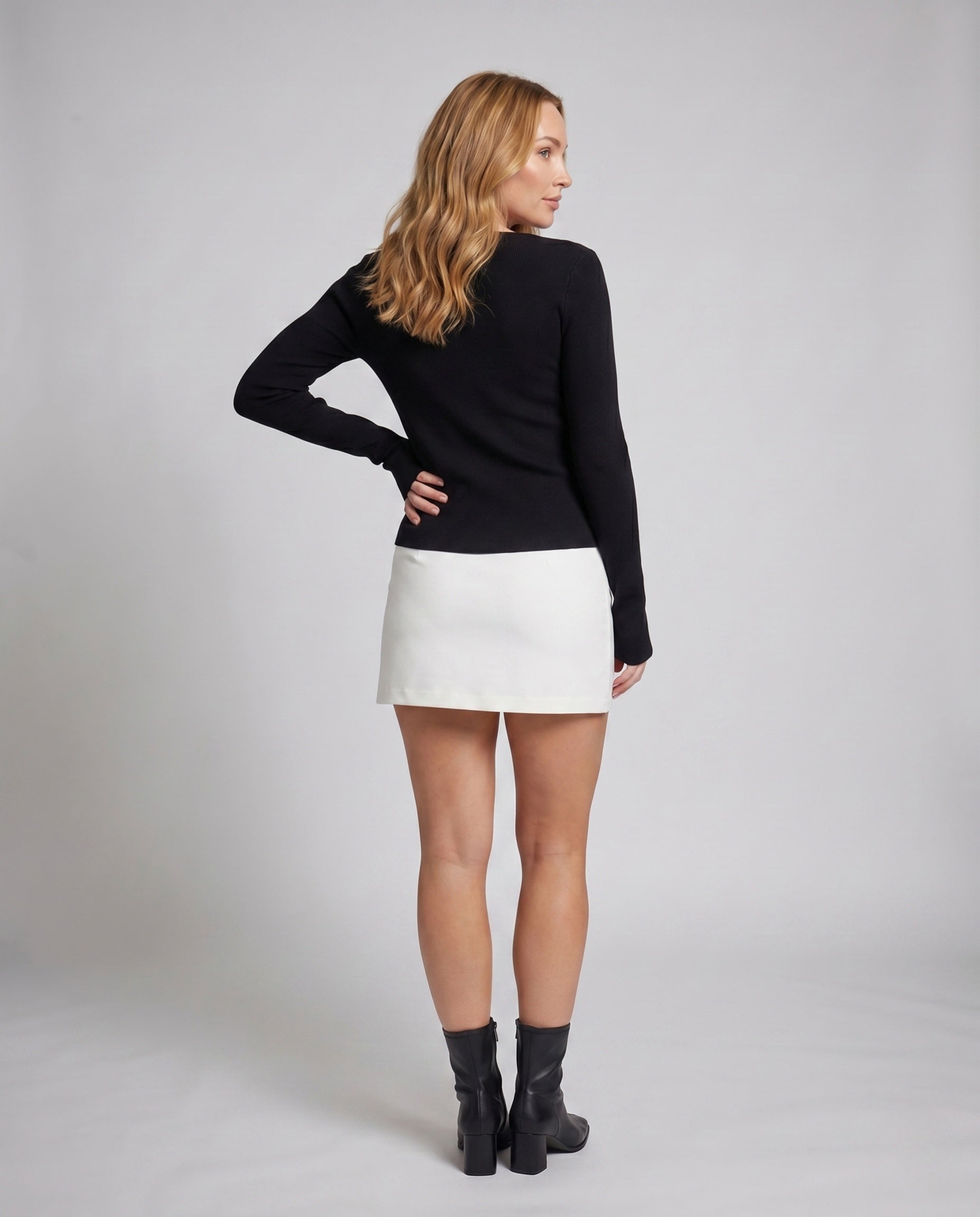 Product 15659631411530 - back_view