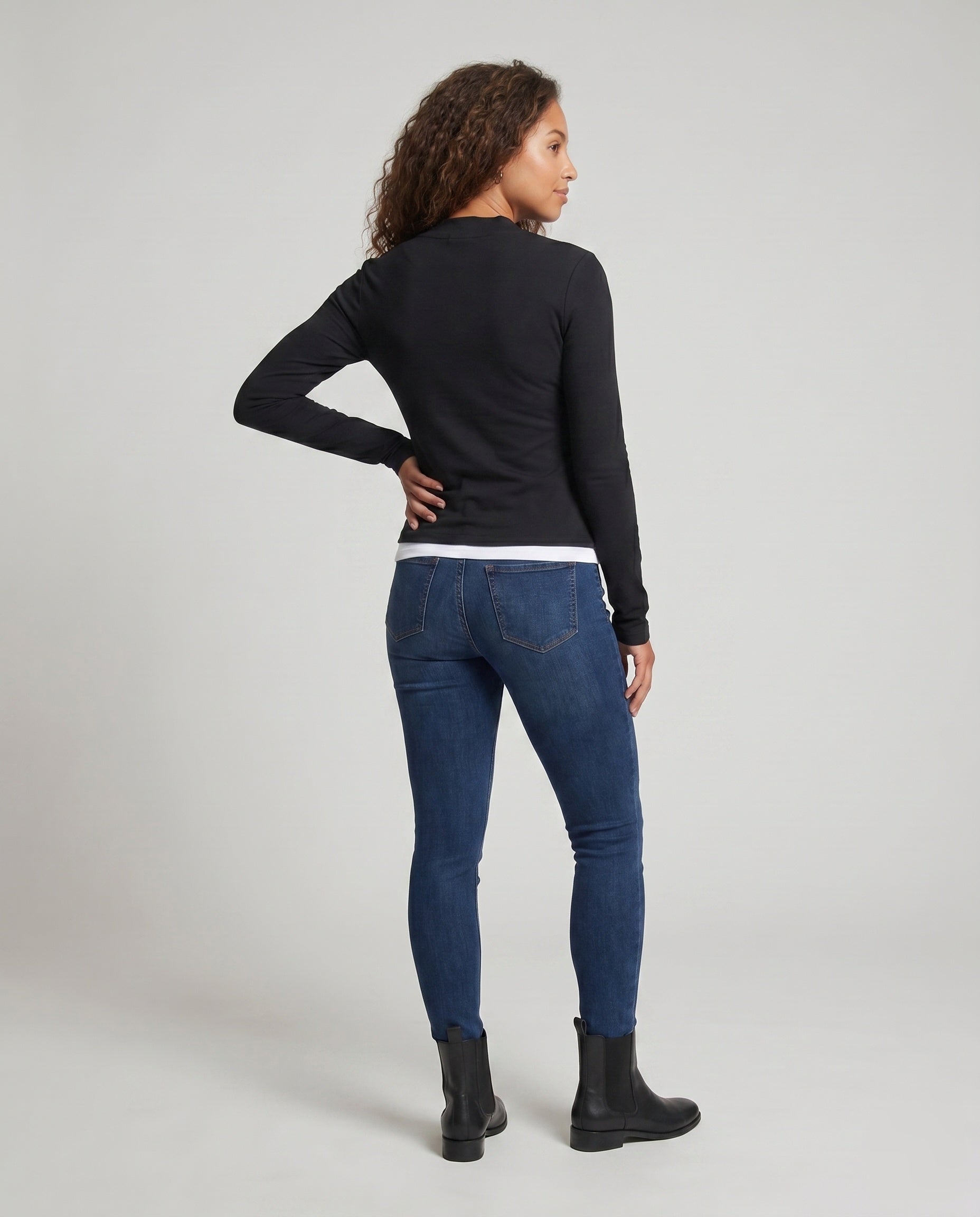 Product 15659631640906 - back_view