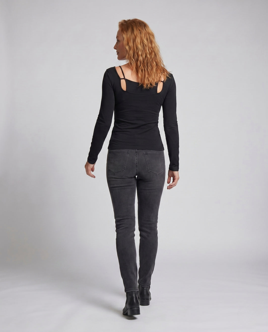 Product 15659631870282 - back_view