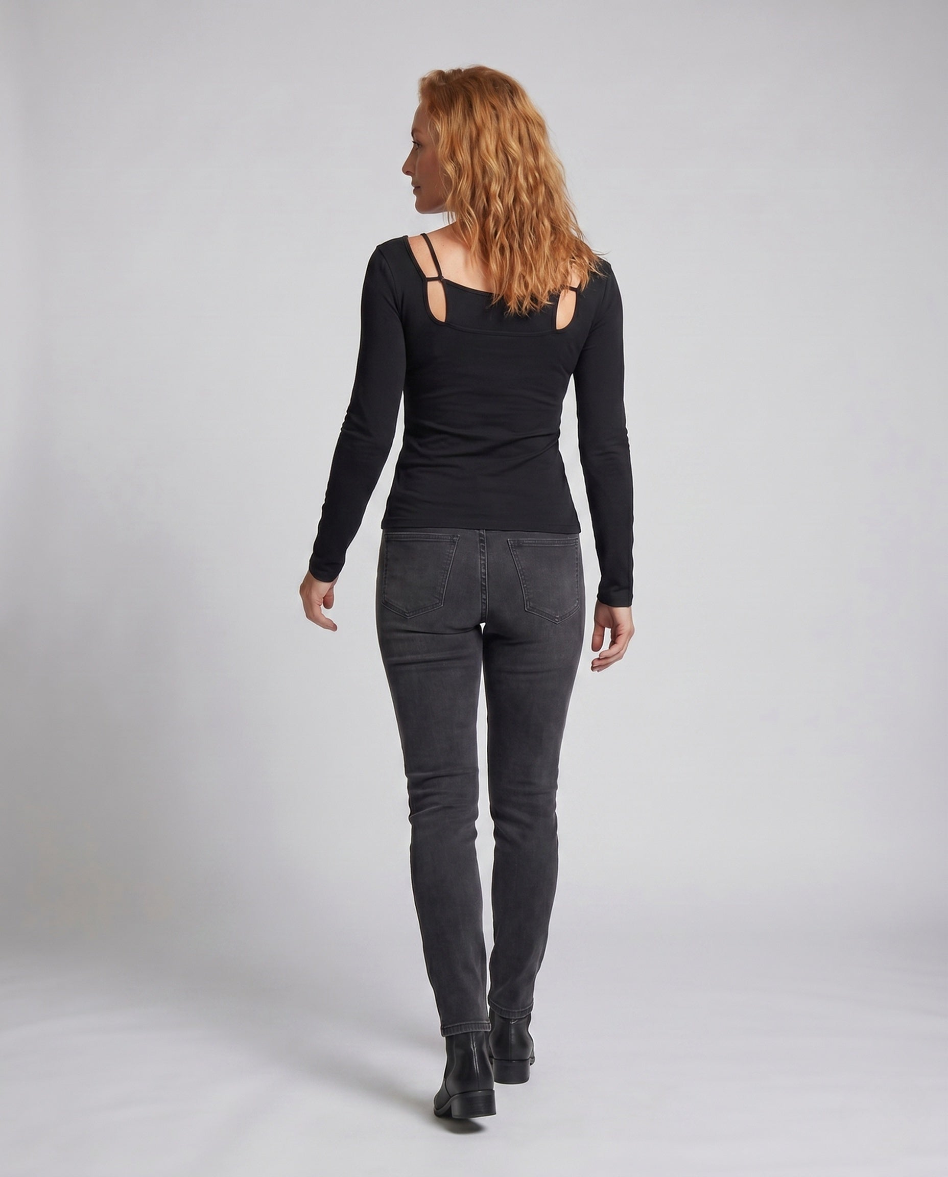 Product 15659631870282 - back_view
