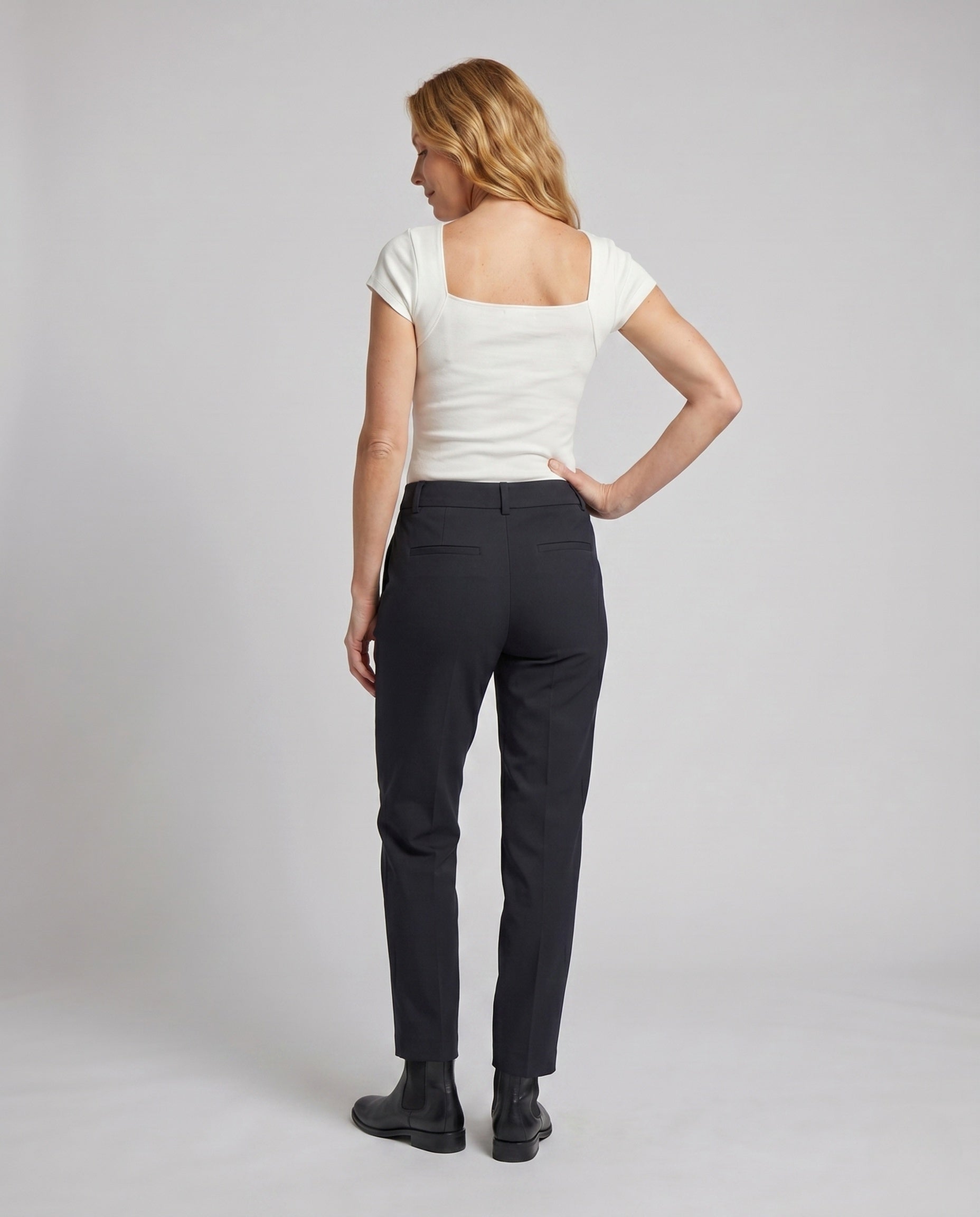 Product 15659633213770 - back_view