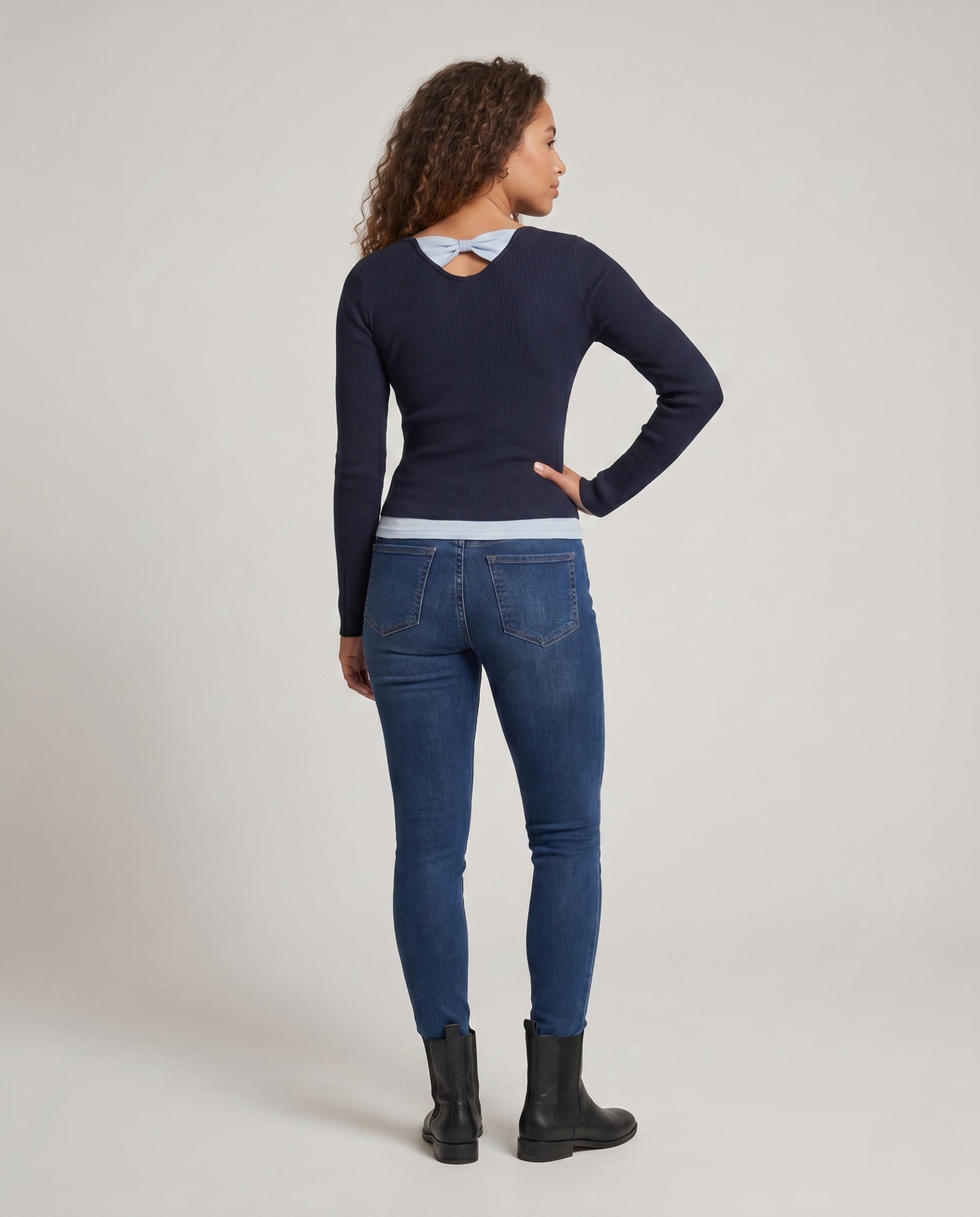 Product 15659633606986 - back_view