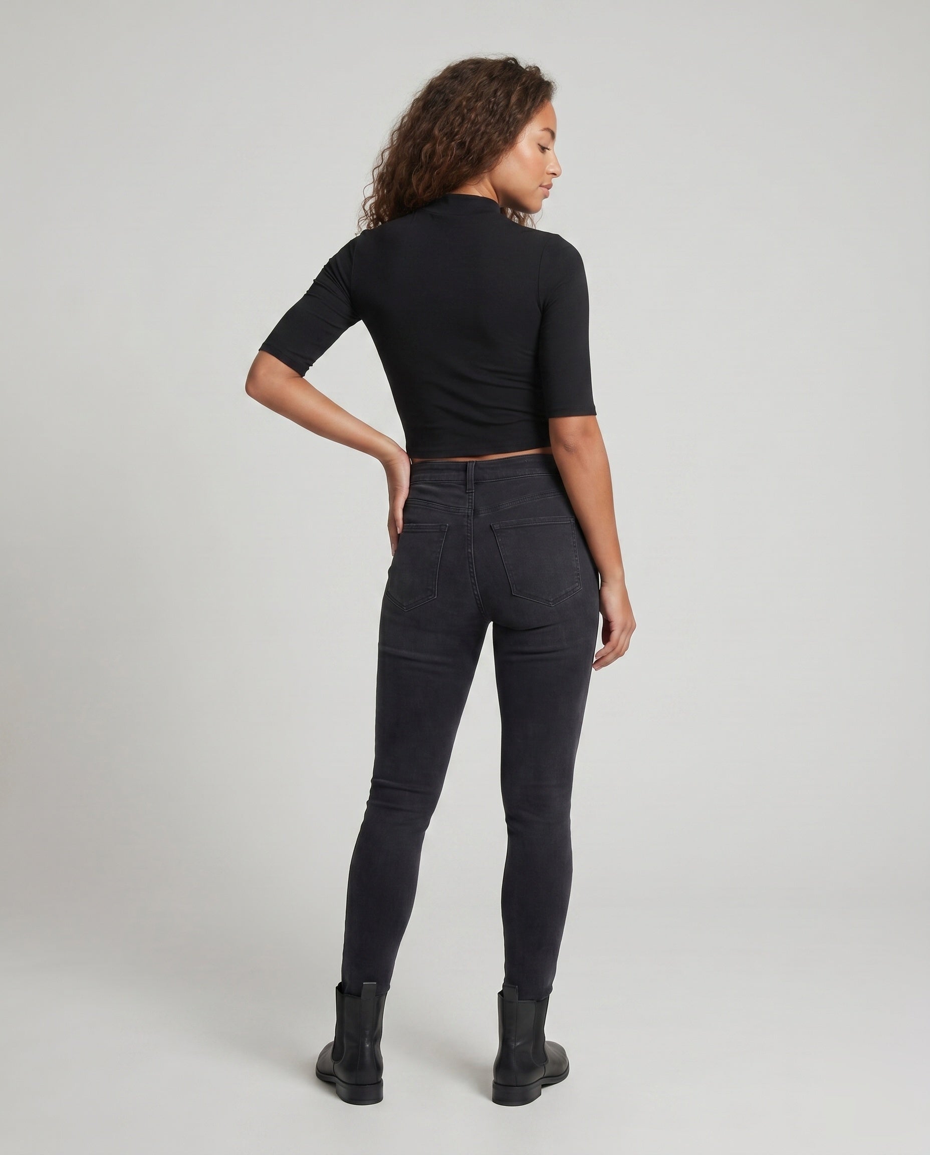 Product 15659635835210 - back_view