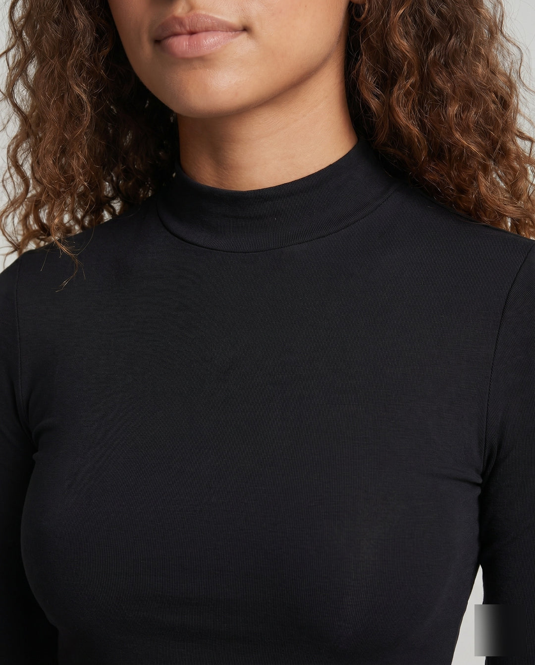 Product 15659635835210 - close_up_detail
