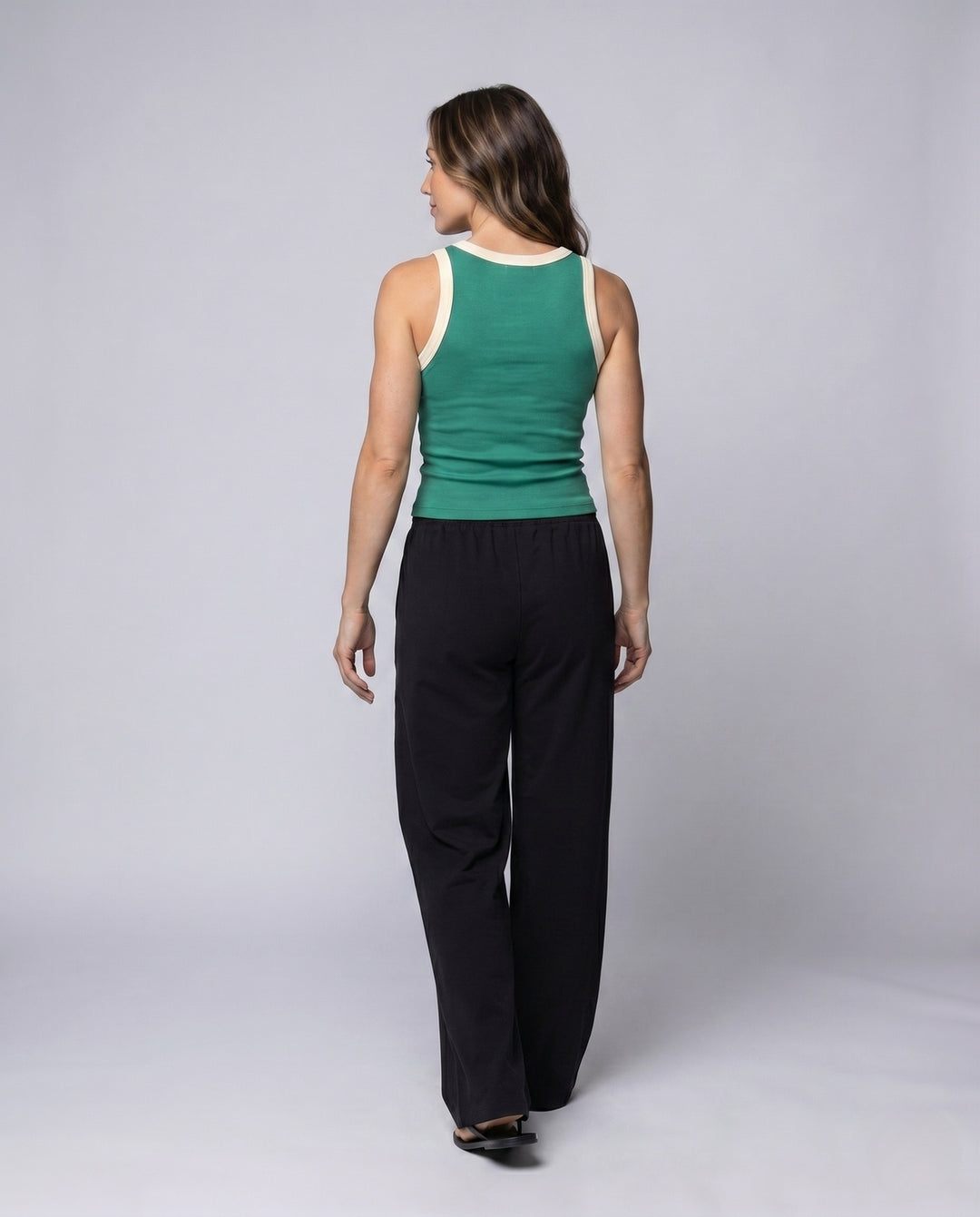 Product 15659636130122 - back_view