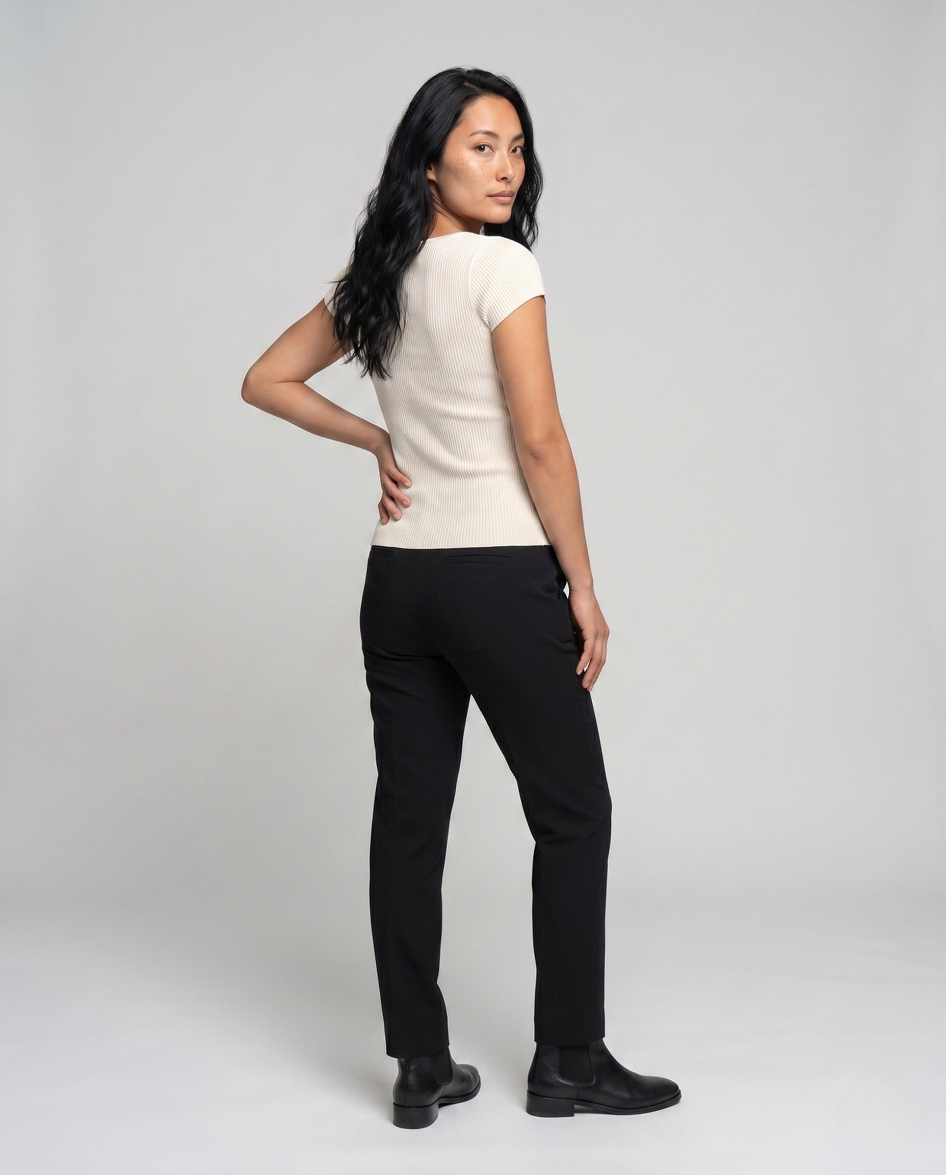 Product 15659636195658 - back_view