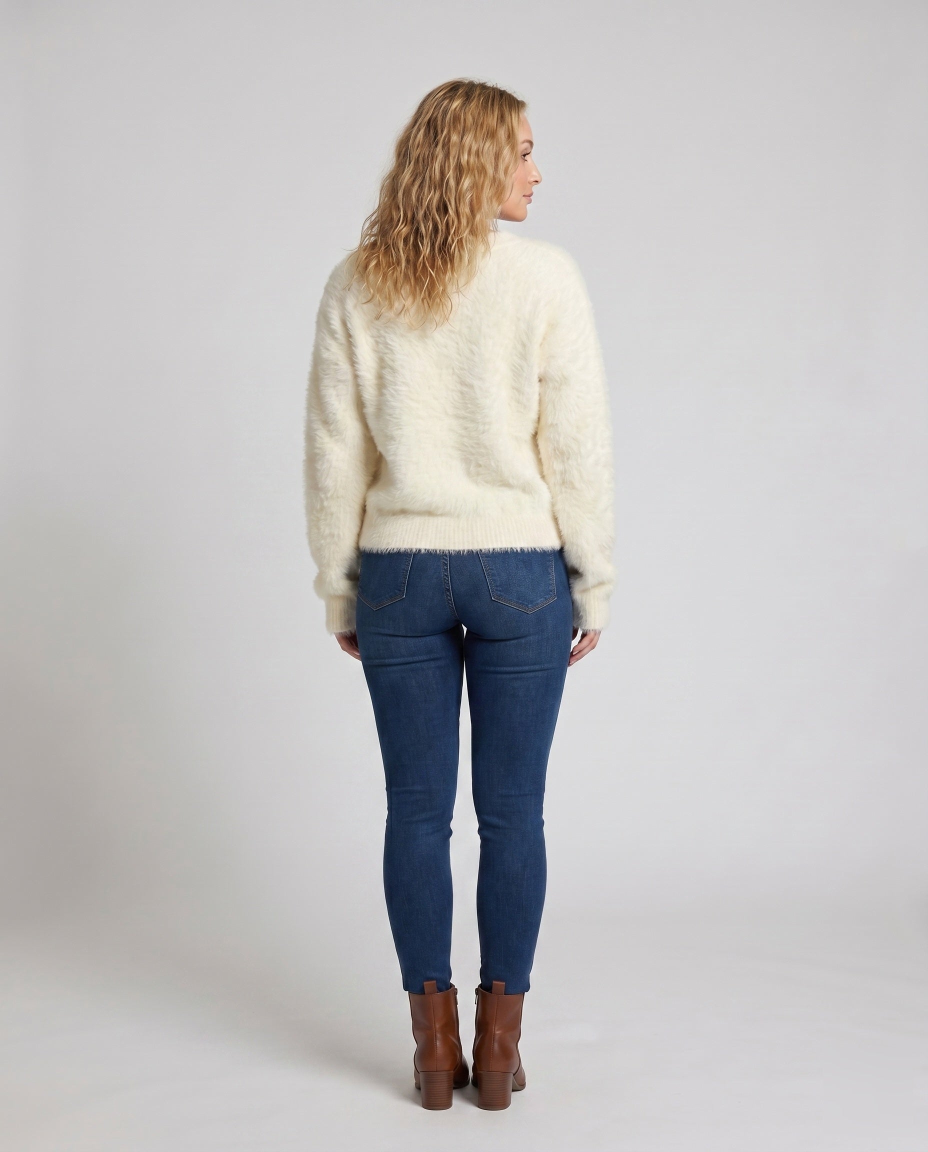 Product 15659638358346 - back_view