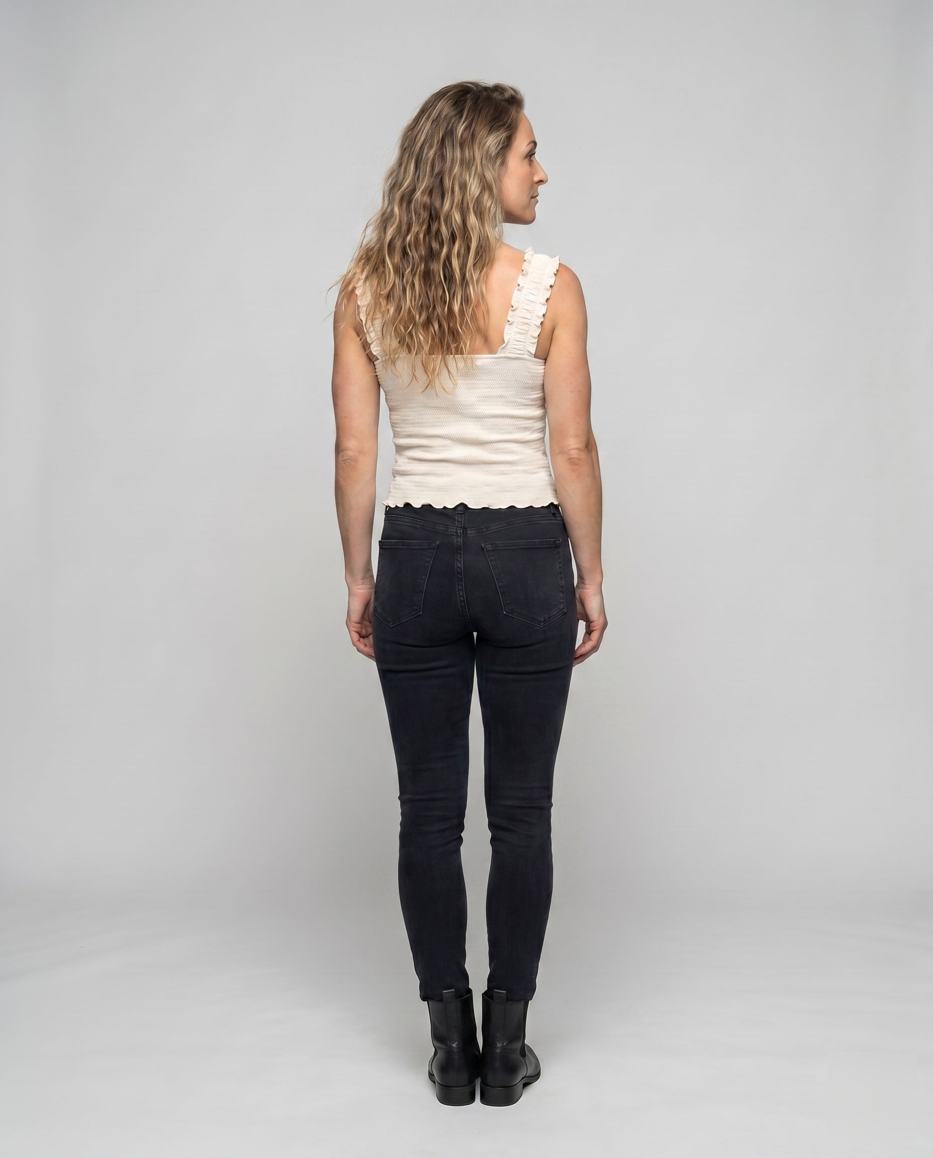 Product 15659639112010 - back_view