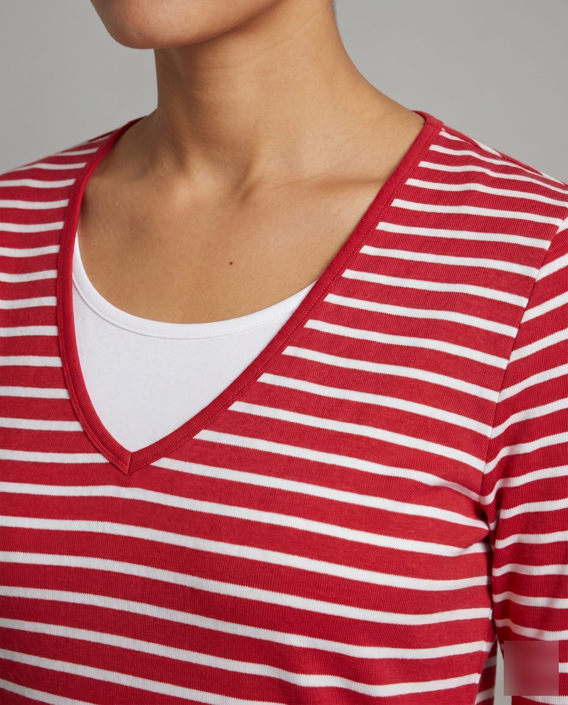 Product 15659641373002 - close_up_detail