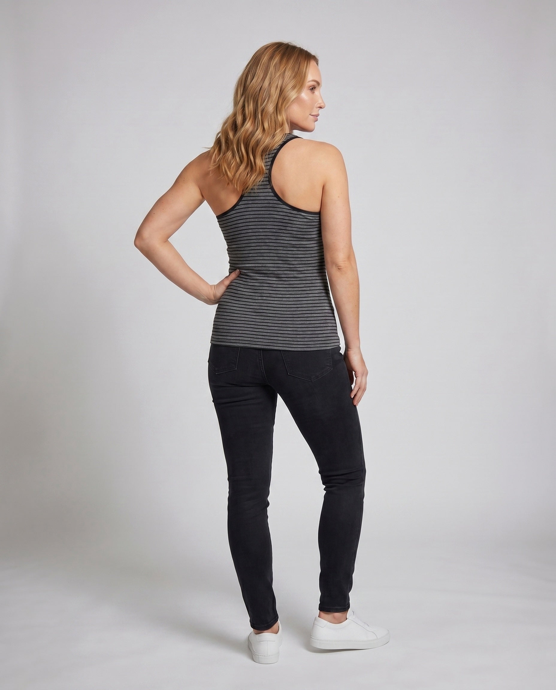 Product 15659641930058 - back_view