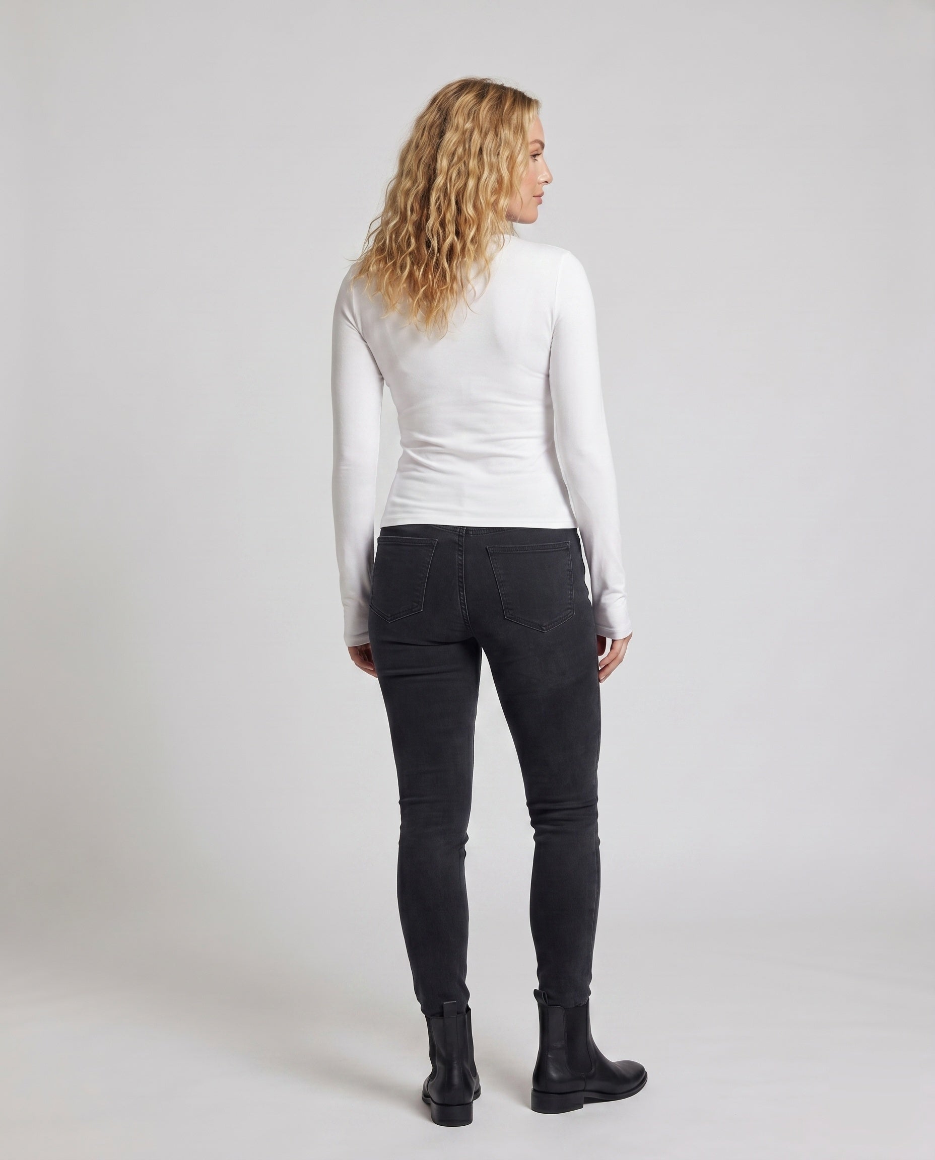 Product 15659642487114 - back_view