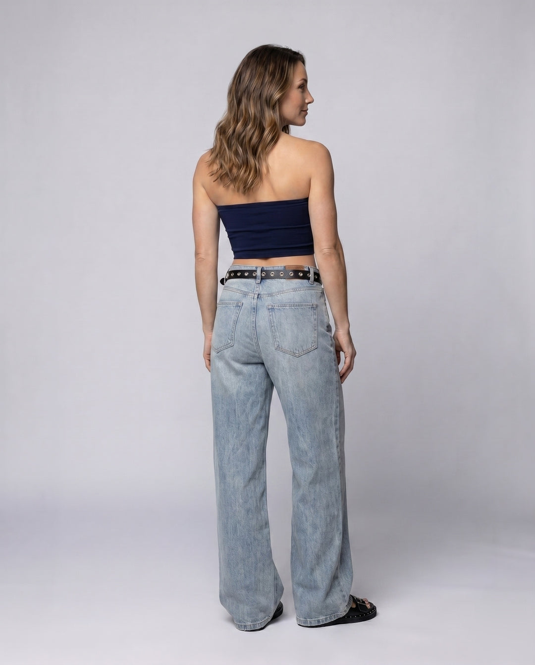 Product 15659643208010 - back_view