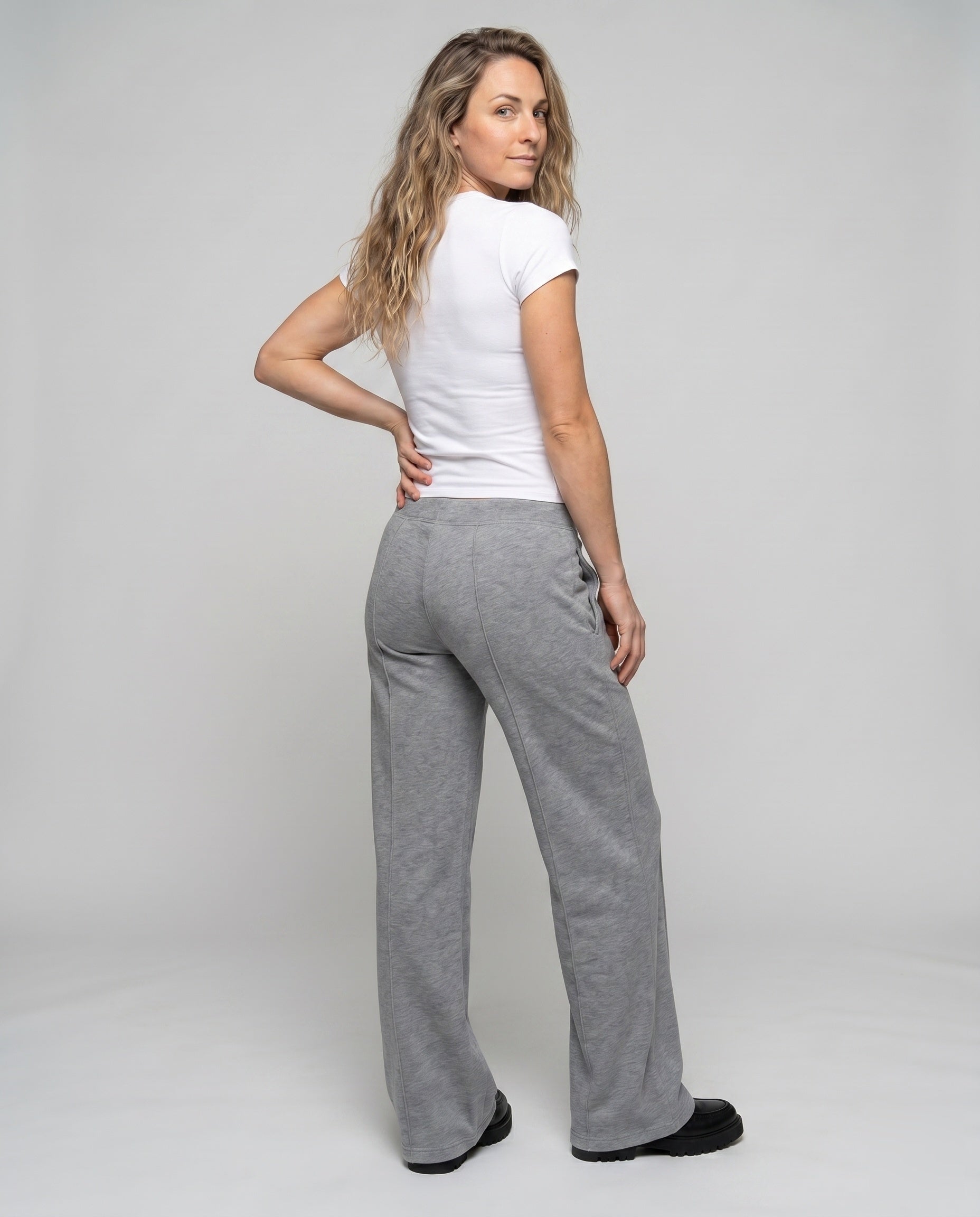 Product 15659644223818 - back_view