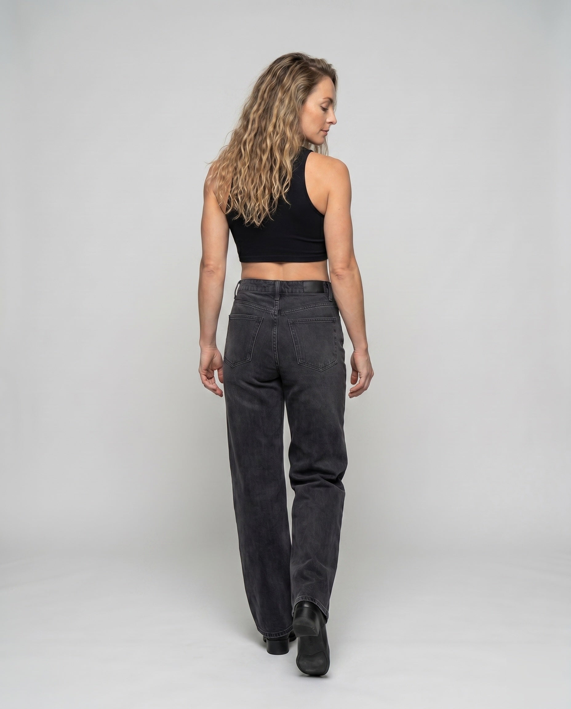 Product 15659644879178 - back_view