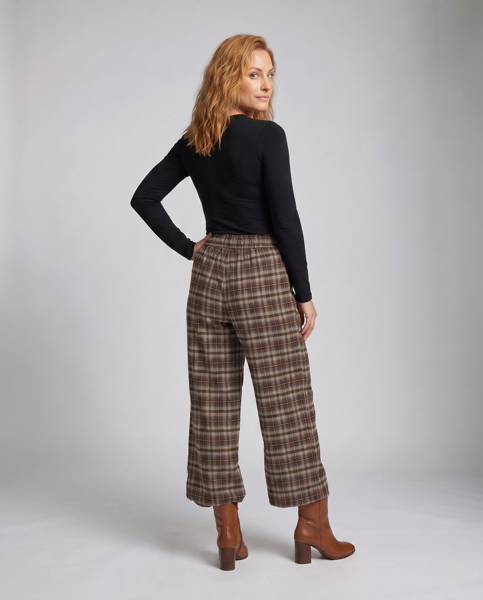 Product 15659645174090 - back_view
