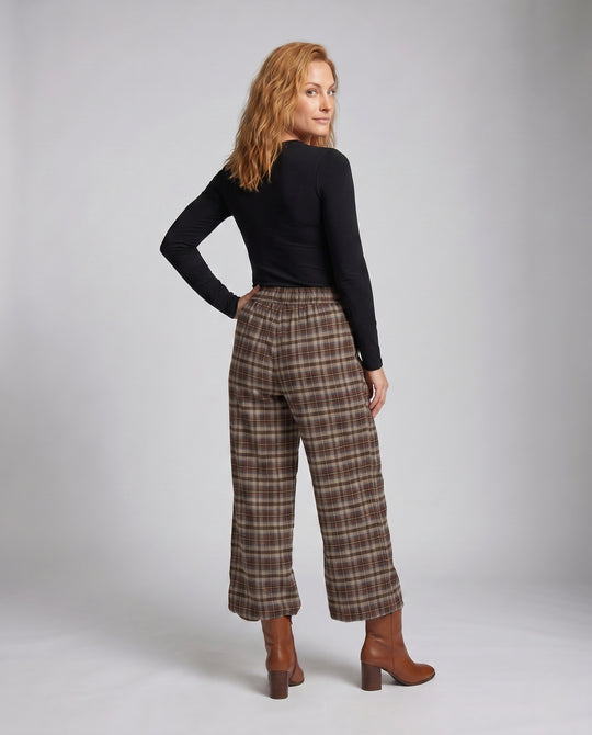 Product 15659645174090 - back_view