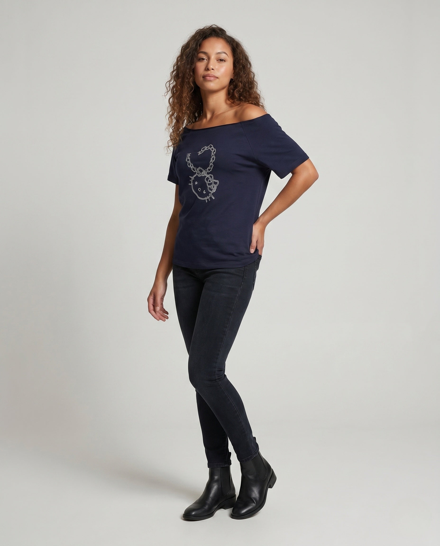 Product 15659645796682 - full_body_front