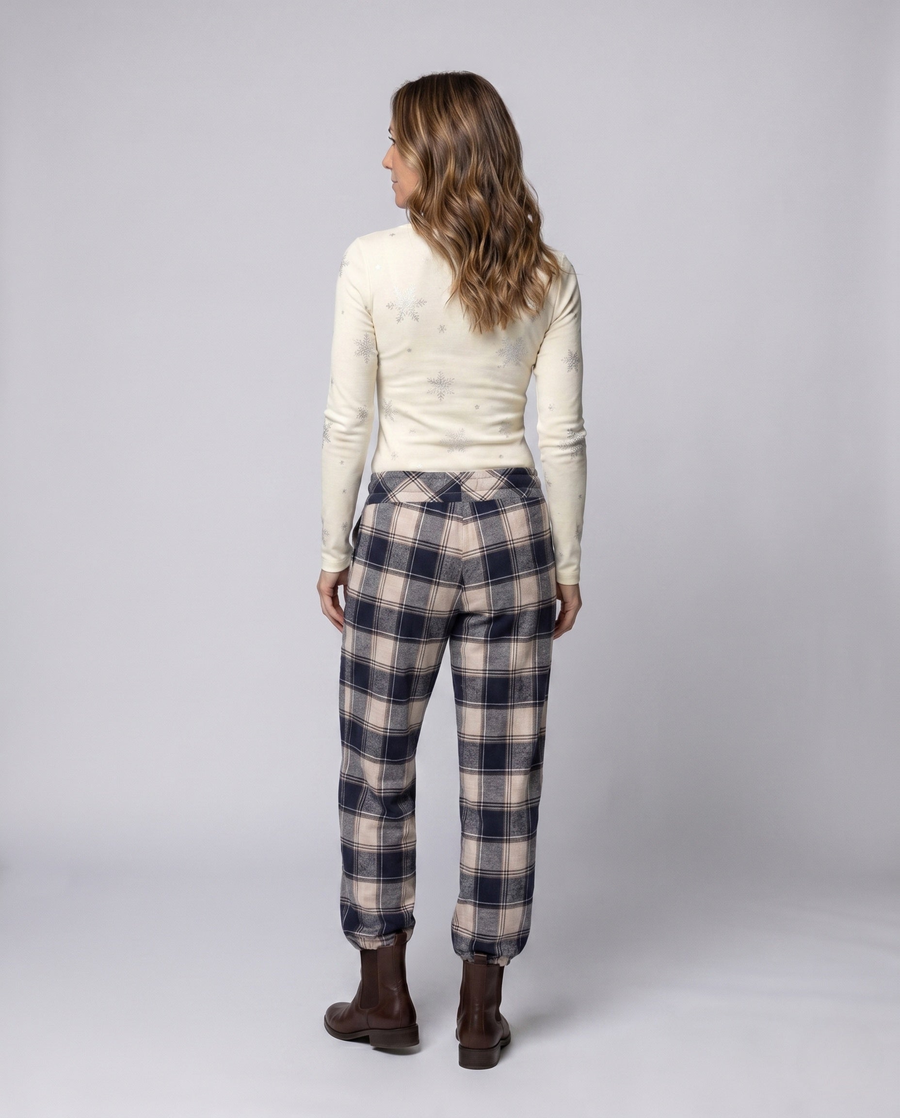 Product 15659647336778 - back_view
